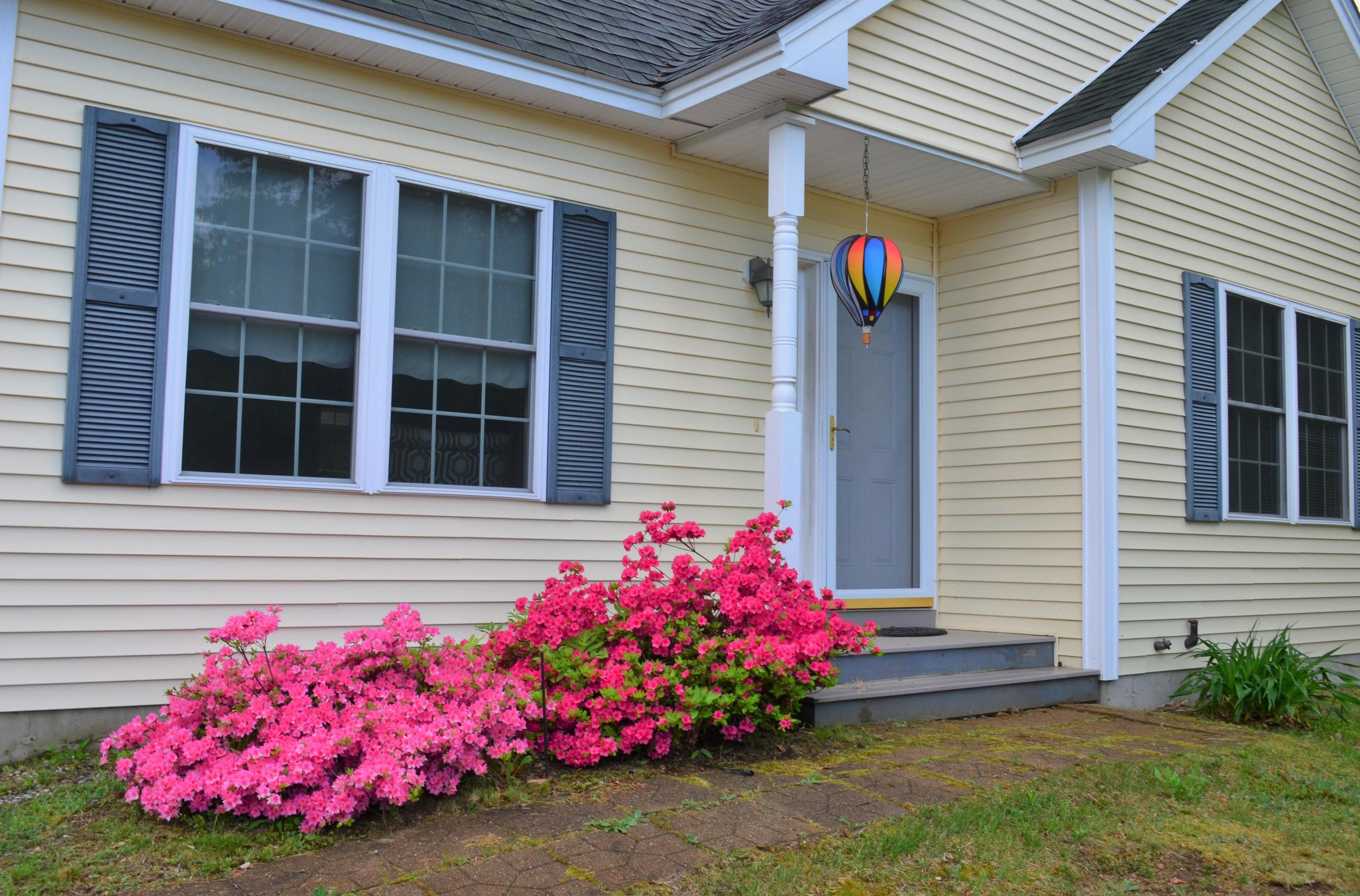13 Pinehurst Dr, Bennington, NH 03442