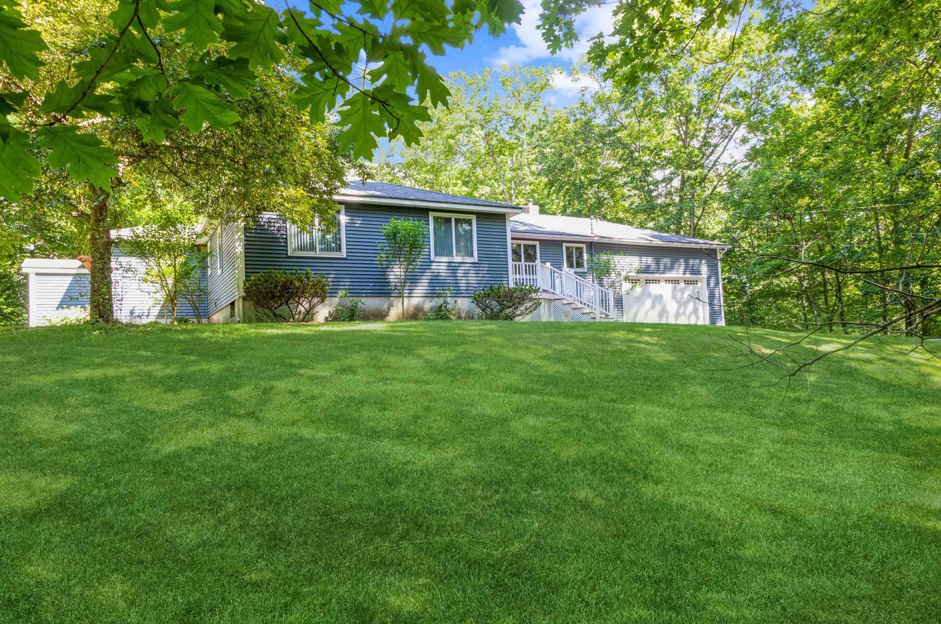 177 Westfall Rd, Pelham, NH 03076