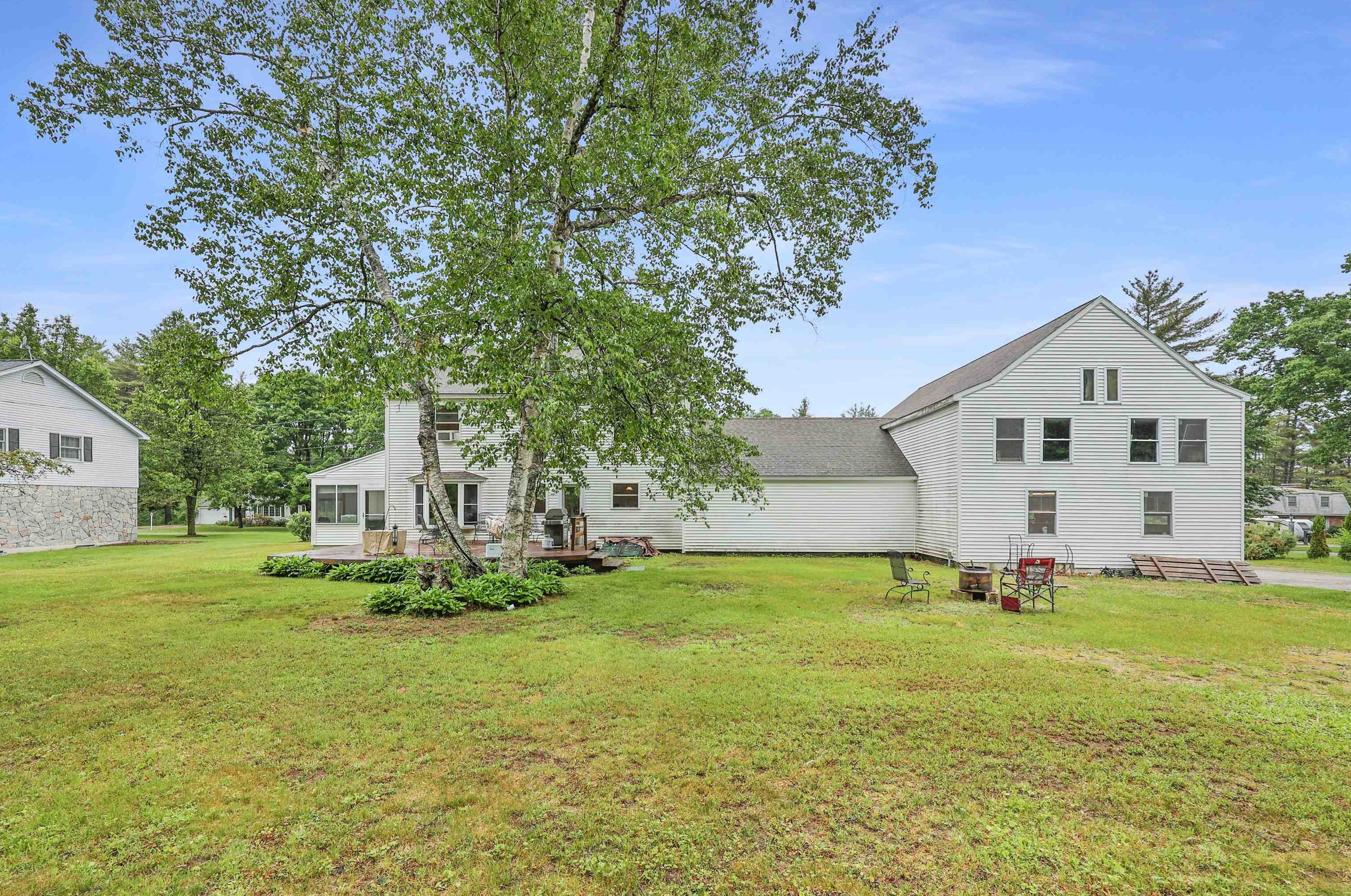 68 Currier Ave, Peterborough, NH 03458