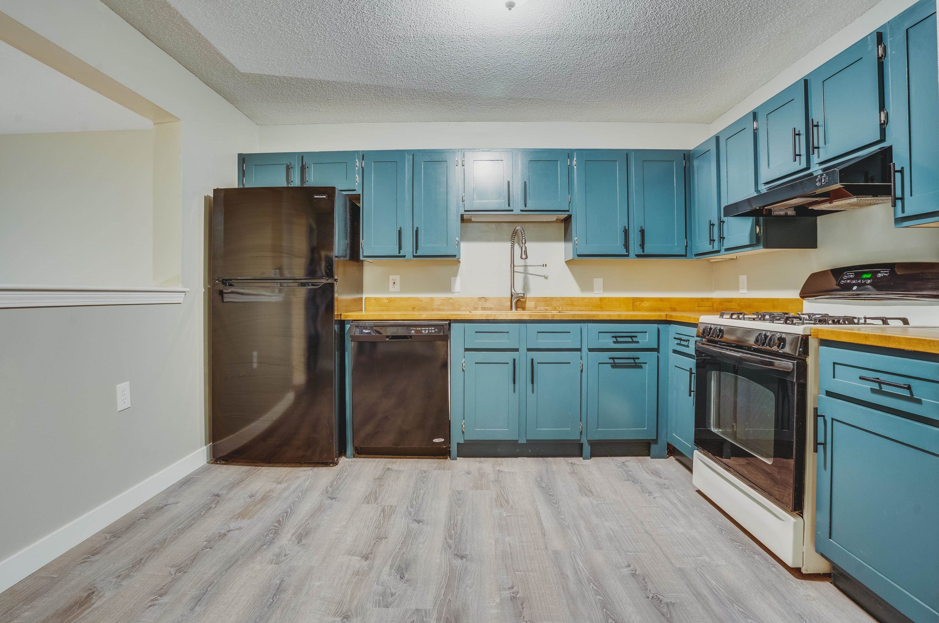 5 Knights Bridge Dr #k104, Nashua, NH 03063