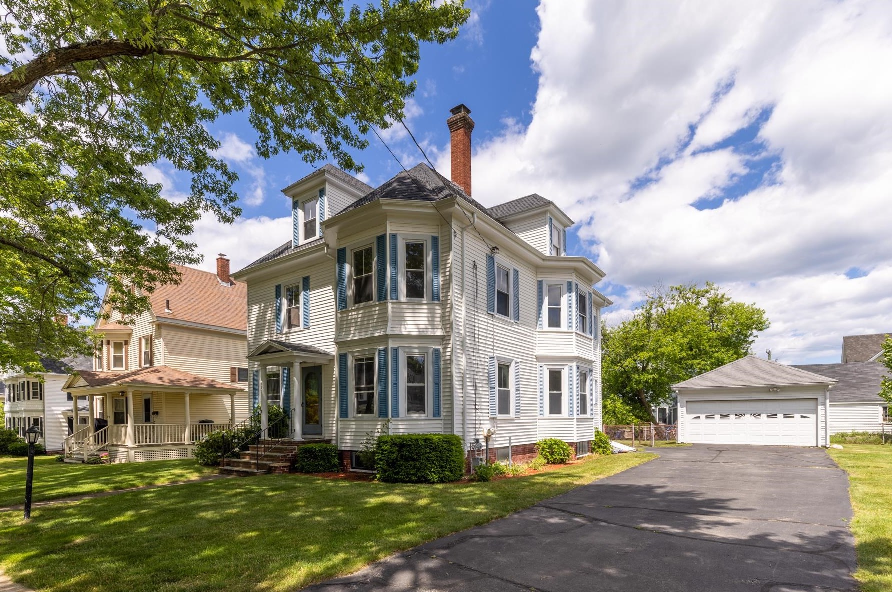 457 Broad St, Annandale, NJ 08801