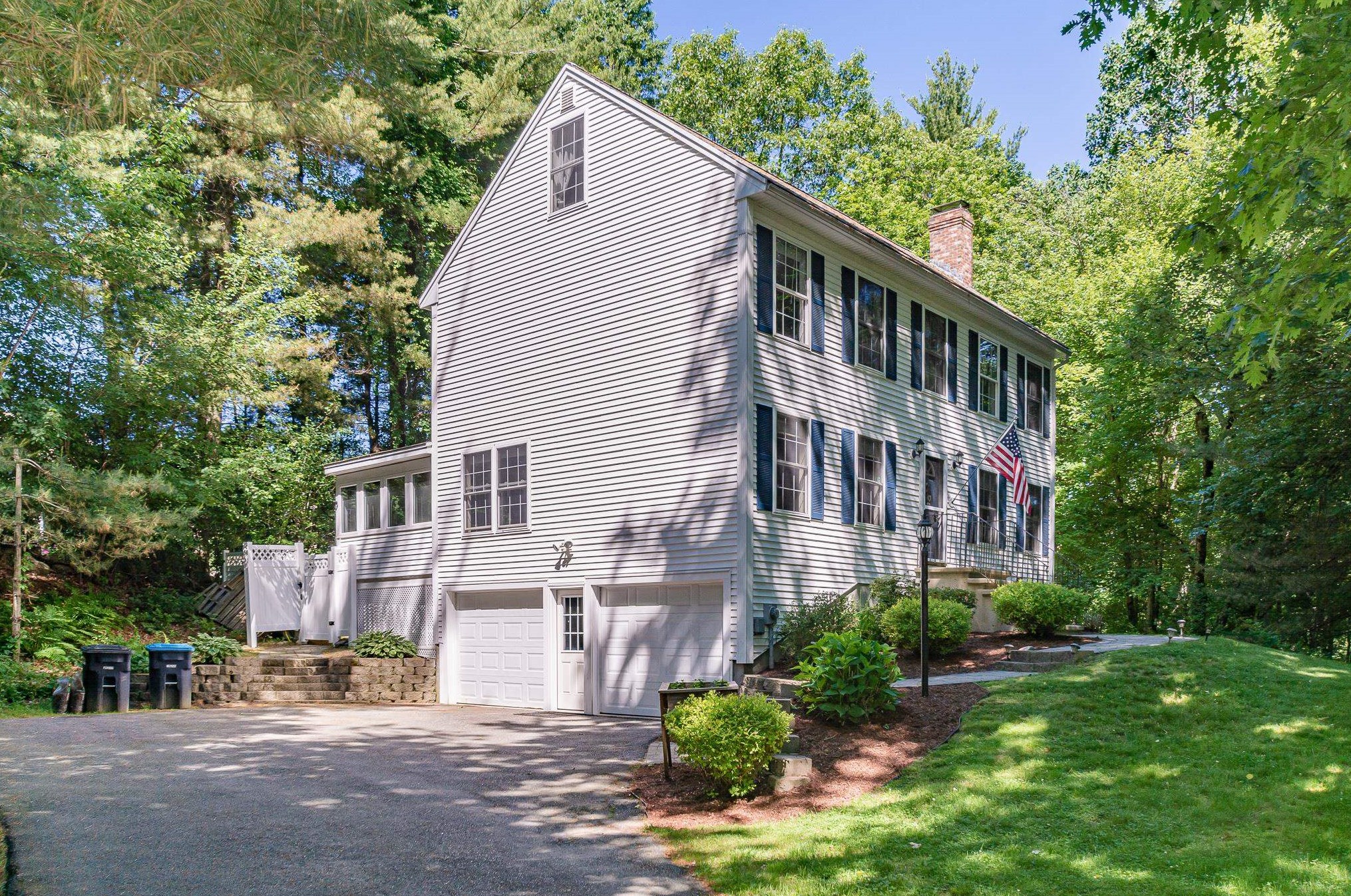 79 Beacon Hill Rd, Pelham, NH 03076