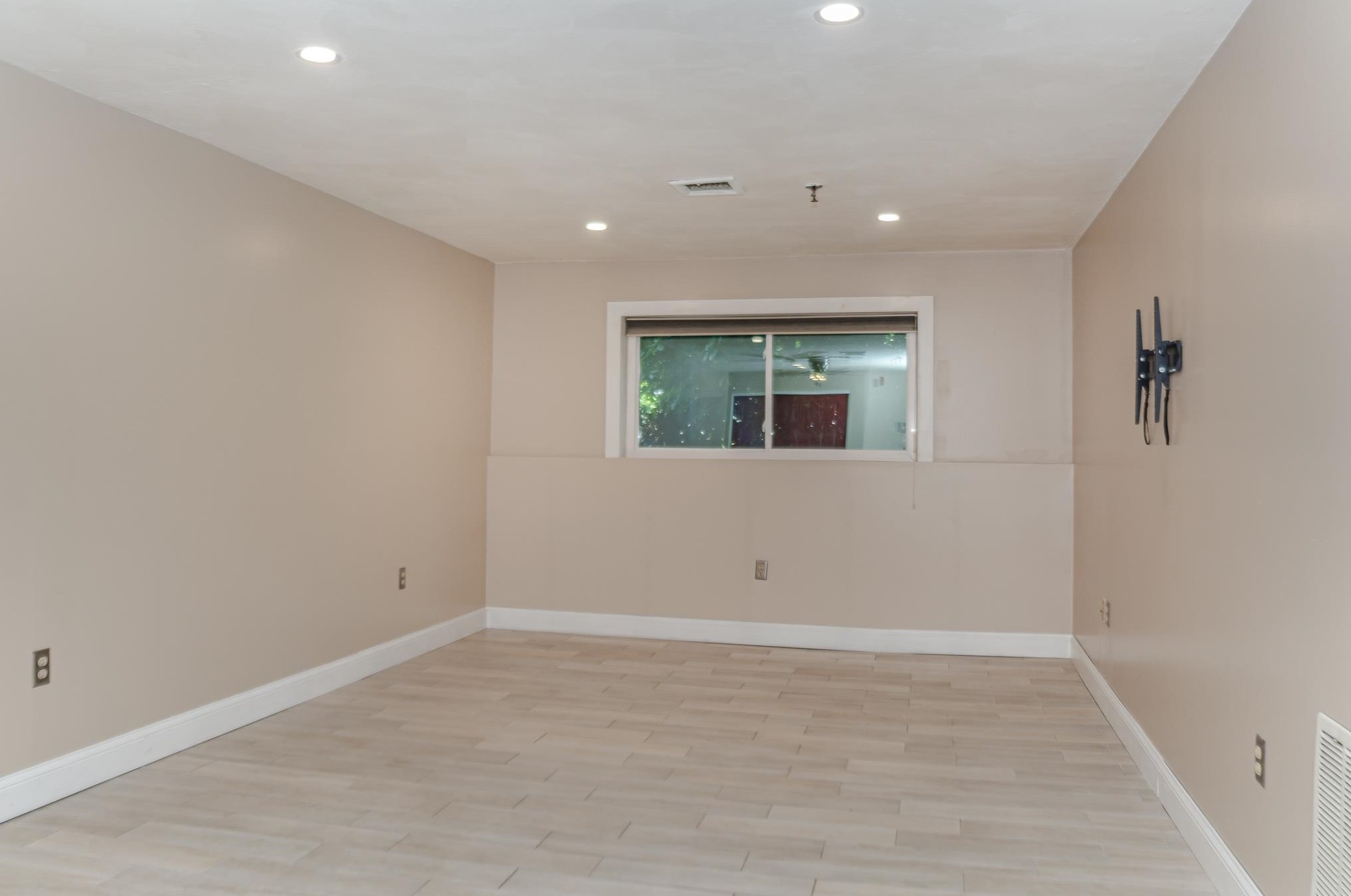 216 Abbott Farm Ln #216, Hudson, NH 03051