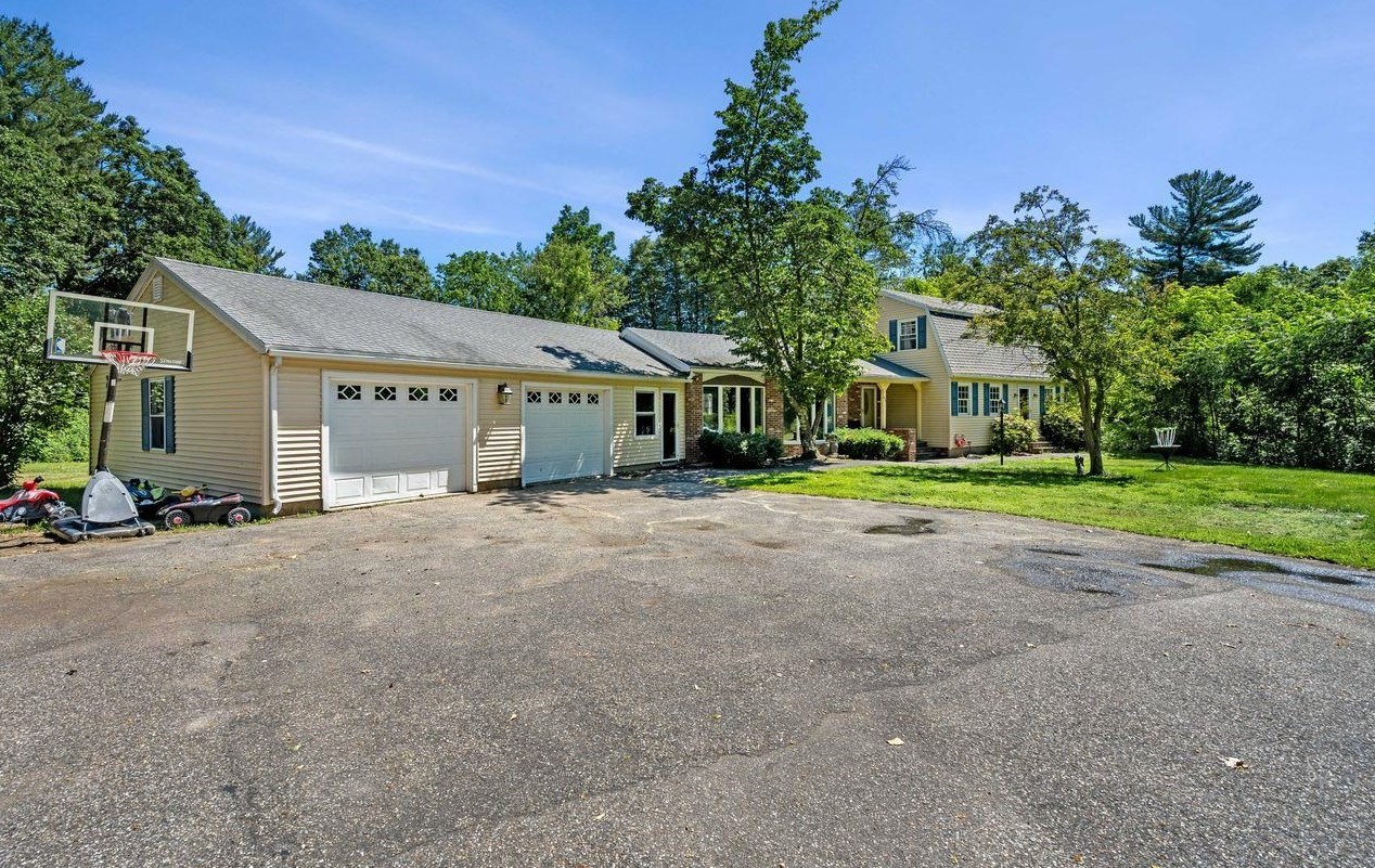 84 Dover Point, Dover, NH 03820
