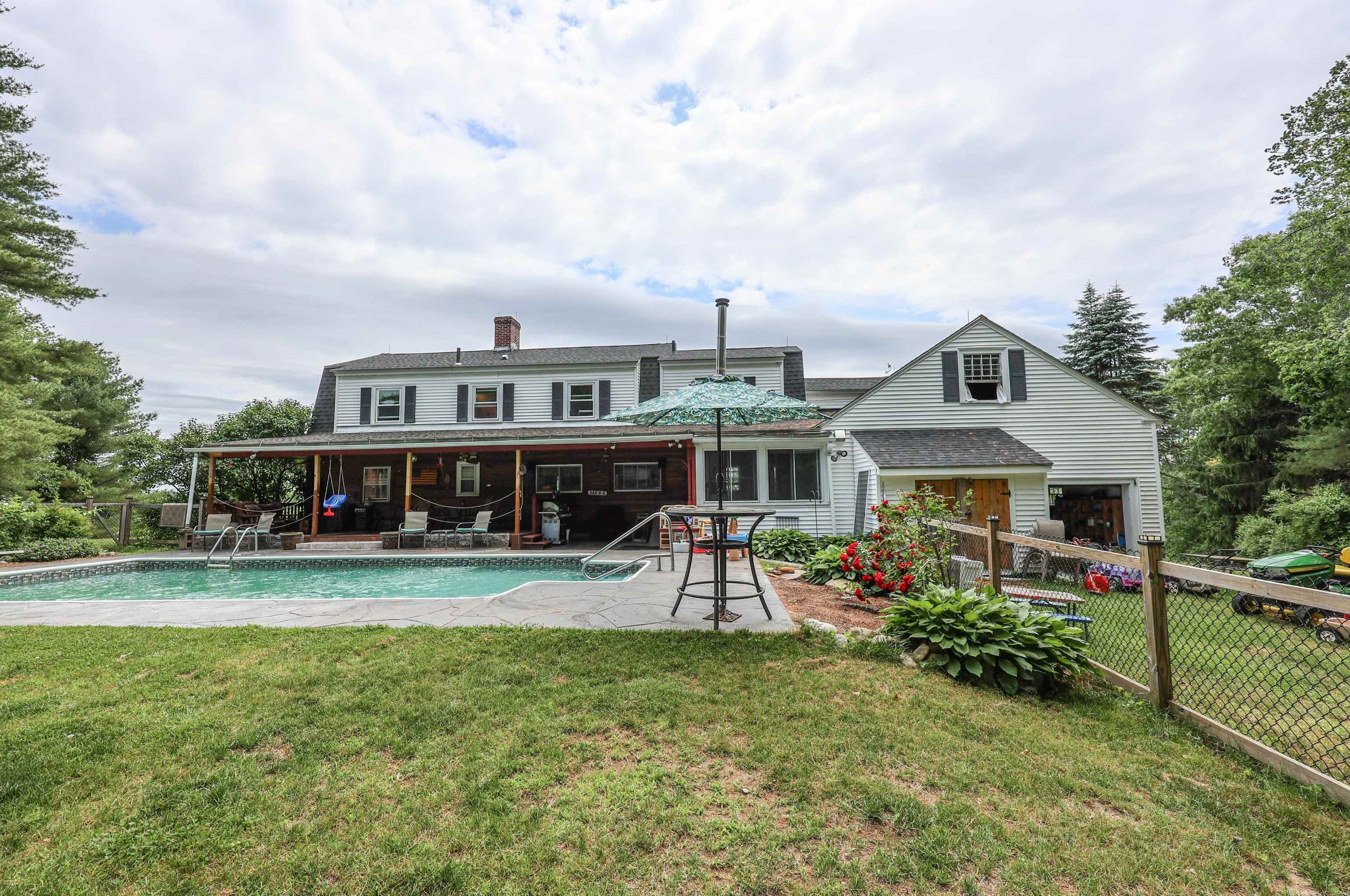 3 Goodhue Rd, Concord, NH 03303