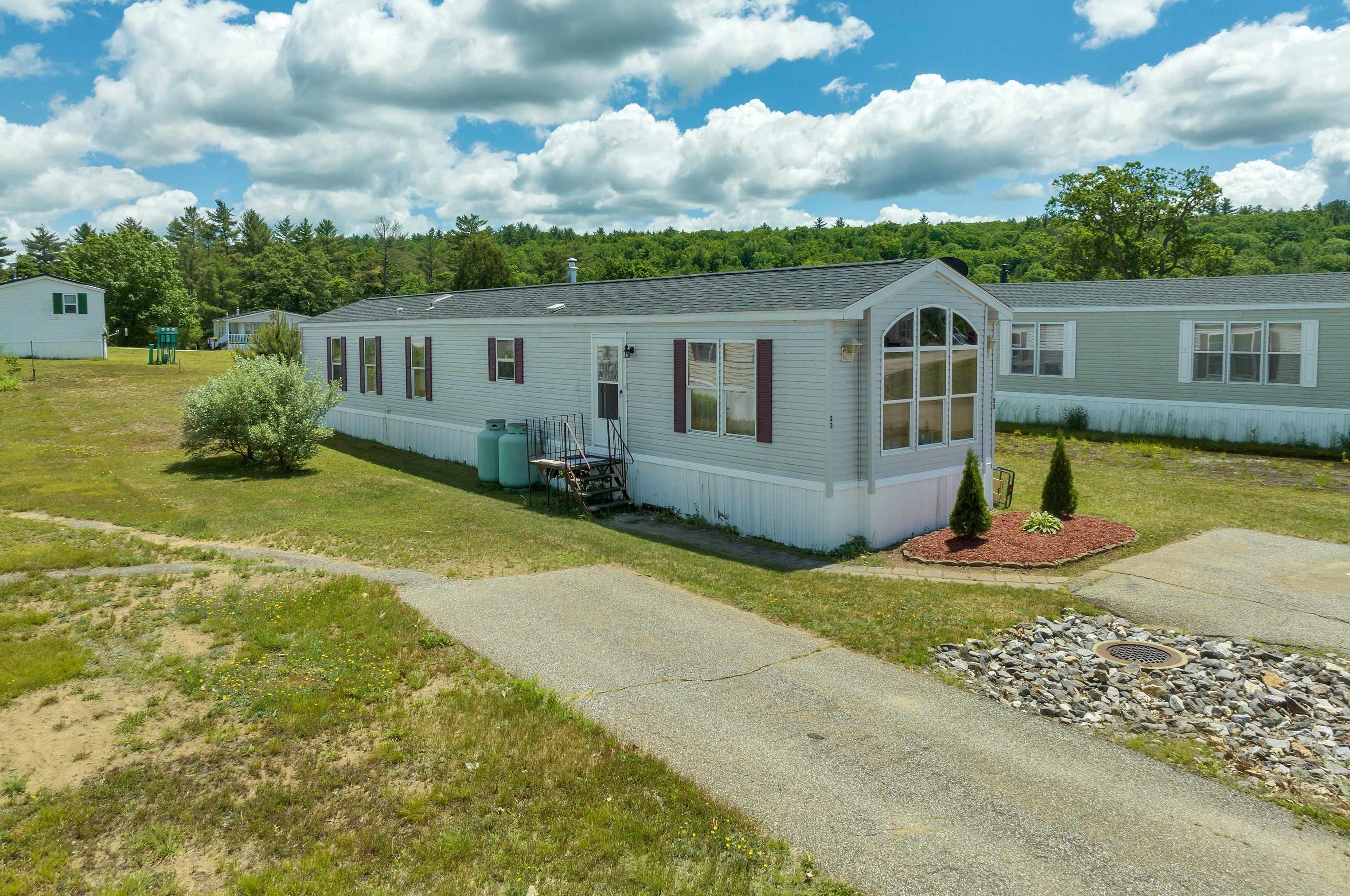 23 Spruce Dr, Belmont, NH 03220