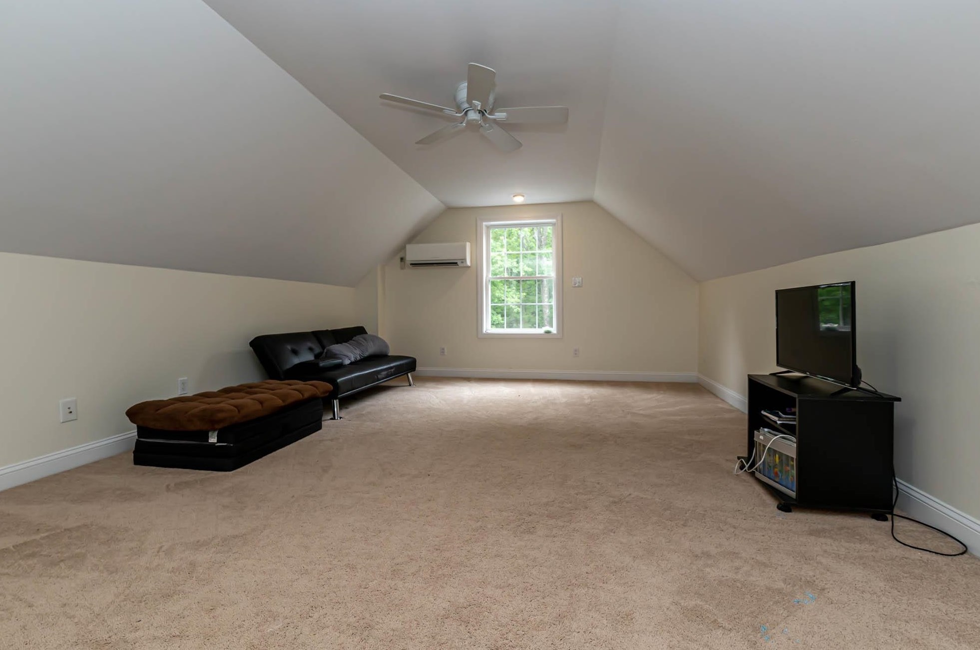 50 Morrison Rd, Windham NH  03087-1217 exterior