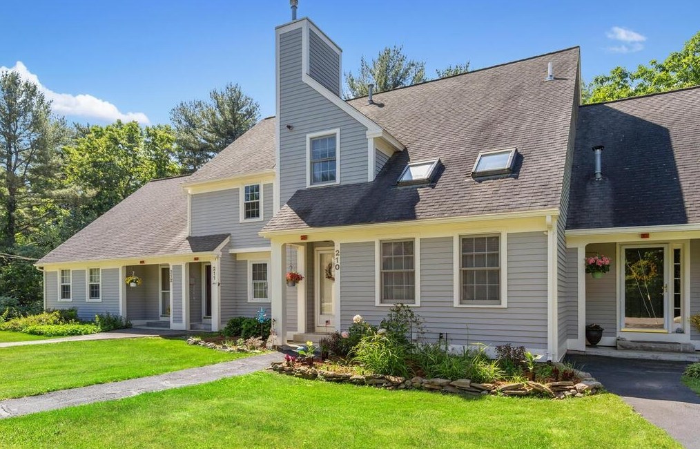 210 Pheasant Run Rd #210, Hudson, NH 03051