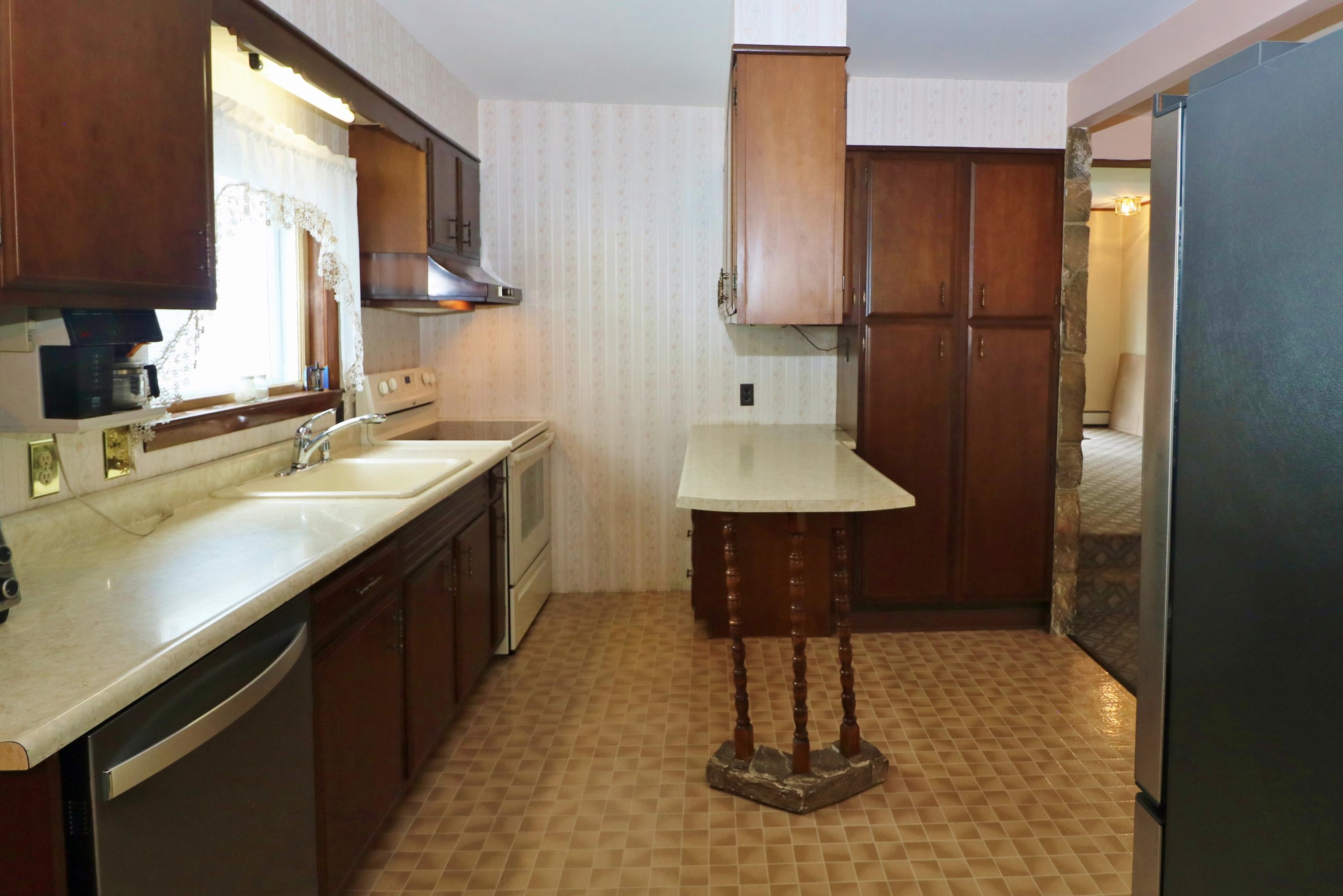 2 Clover Ln, Berlin, NH 03570