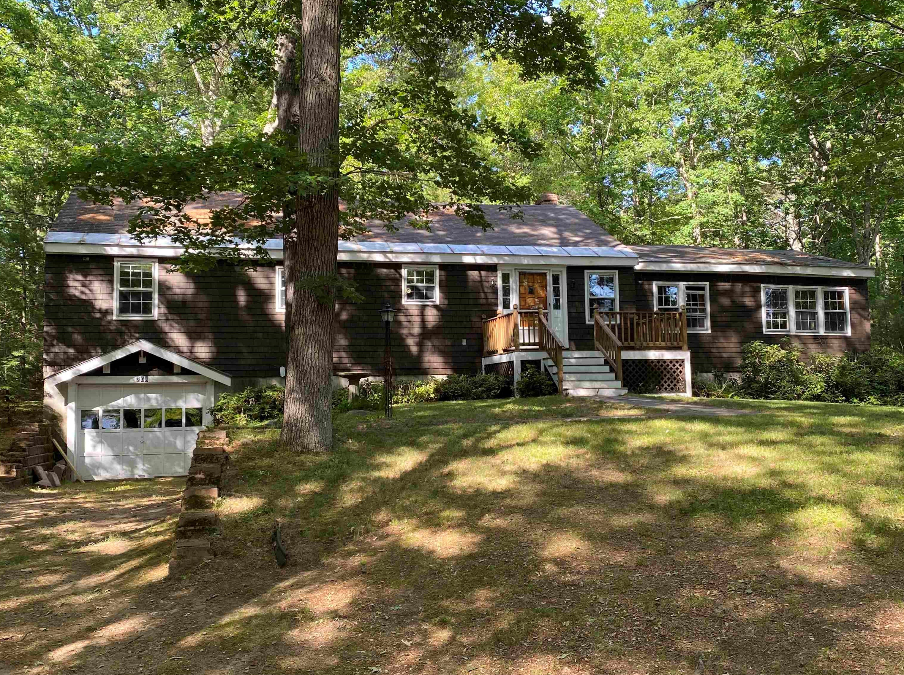 208 Haverhill St, Freedom, NH 03836