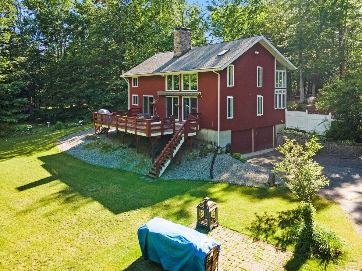 27 Storybrook Ln, Amherst, NH 03031