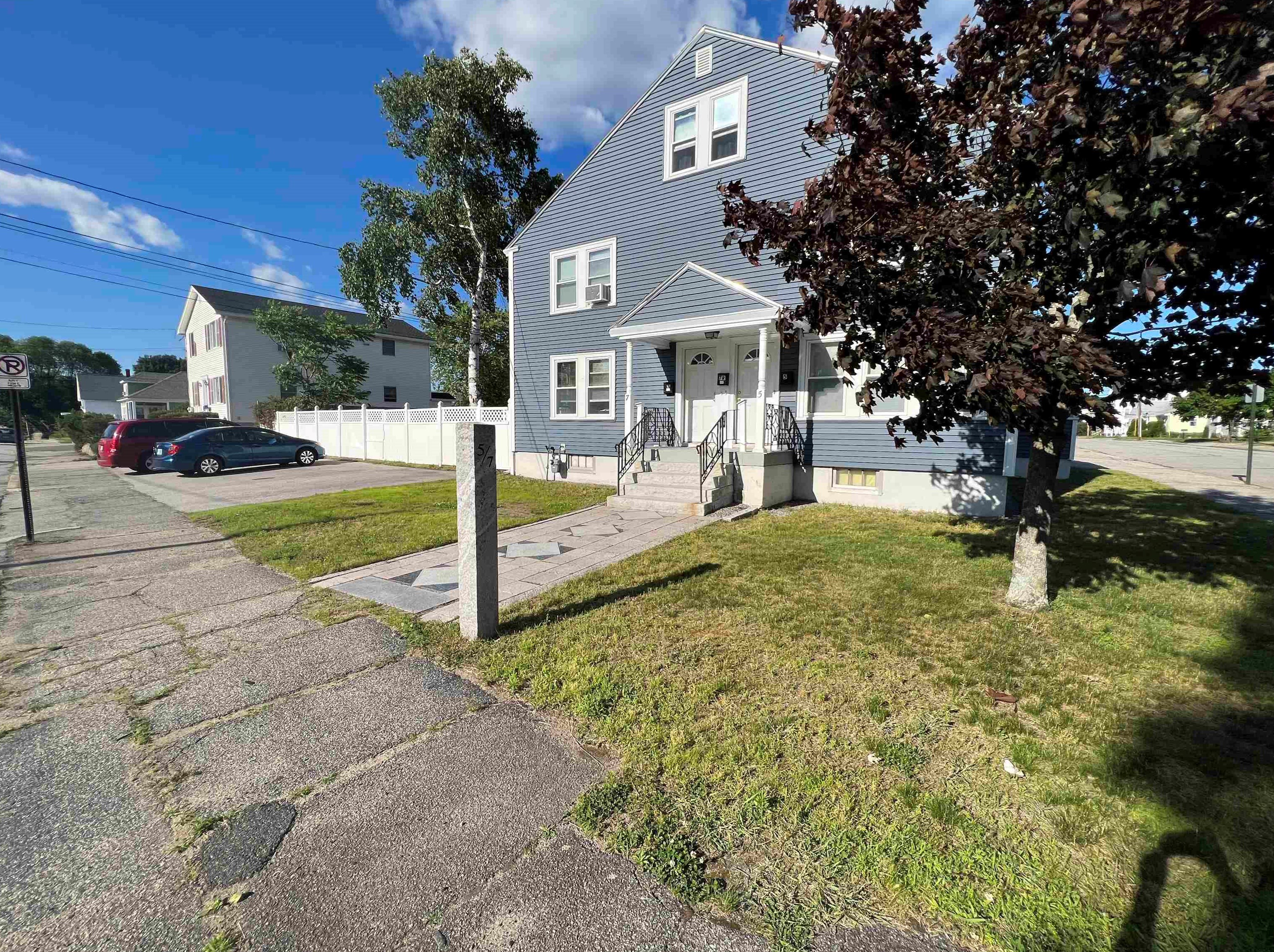 5 Kimball St, Manchester, NH 03102 exterior