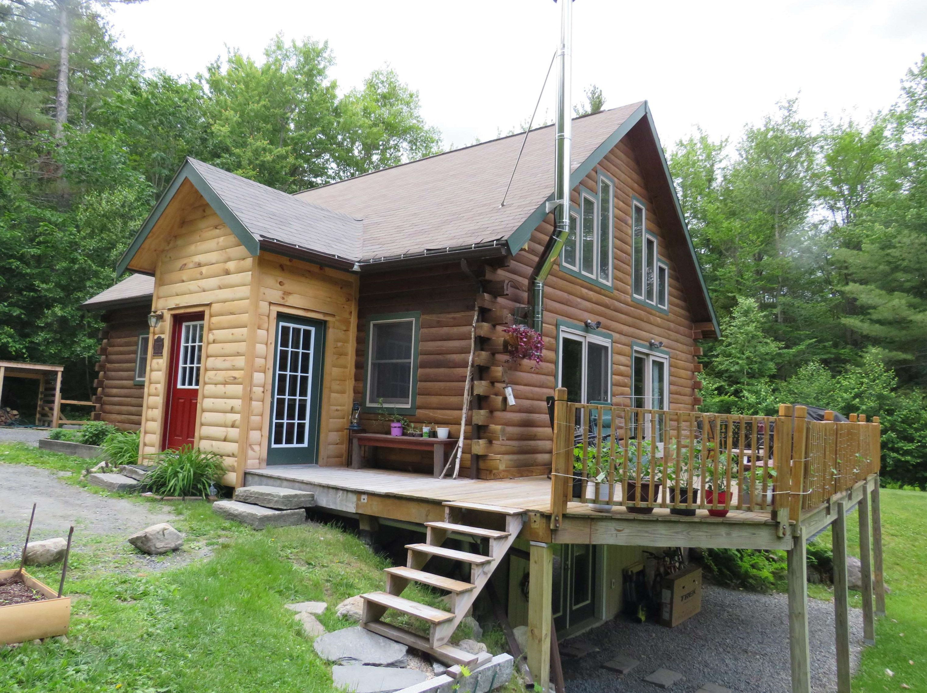 111 Palmer Rd, Enfield, NH 03748