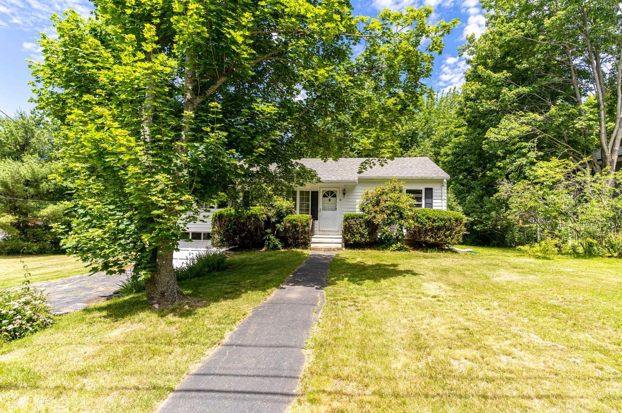 81 Winter St, Somersworth, NH 03878
