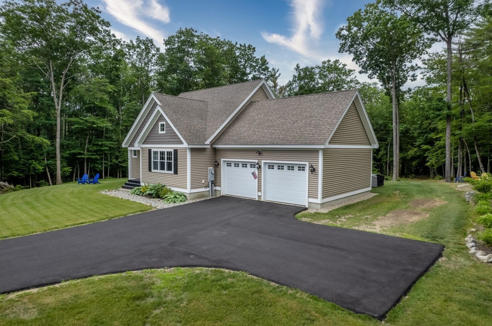 57 Beaverside Dr, Ctr Harbor, NH 03226
