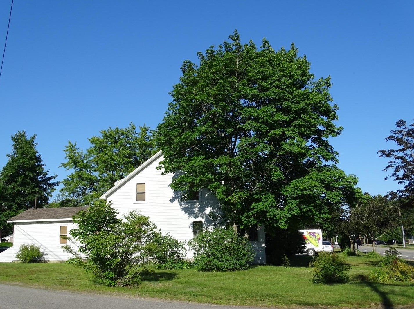85 W High St, Somersworth, NH 03878