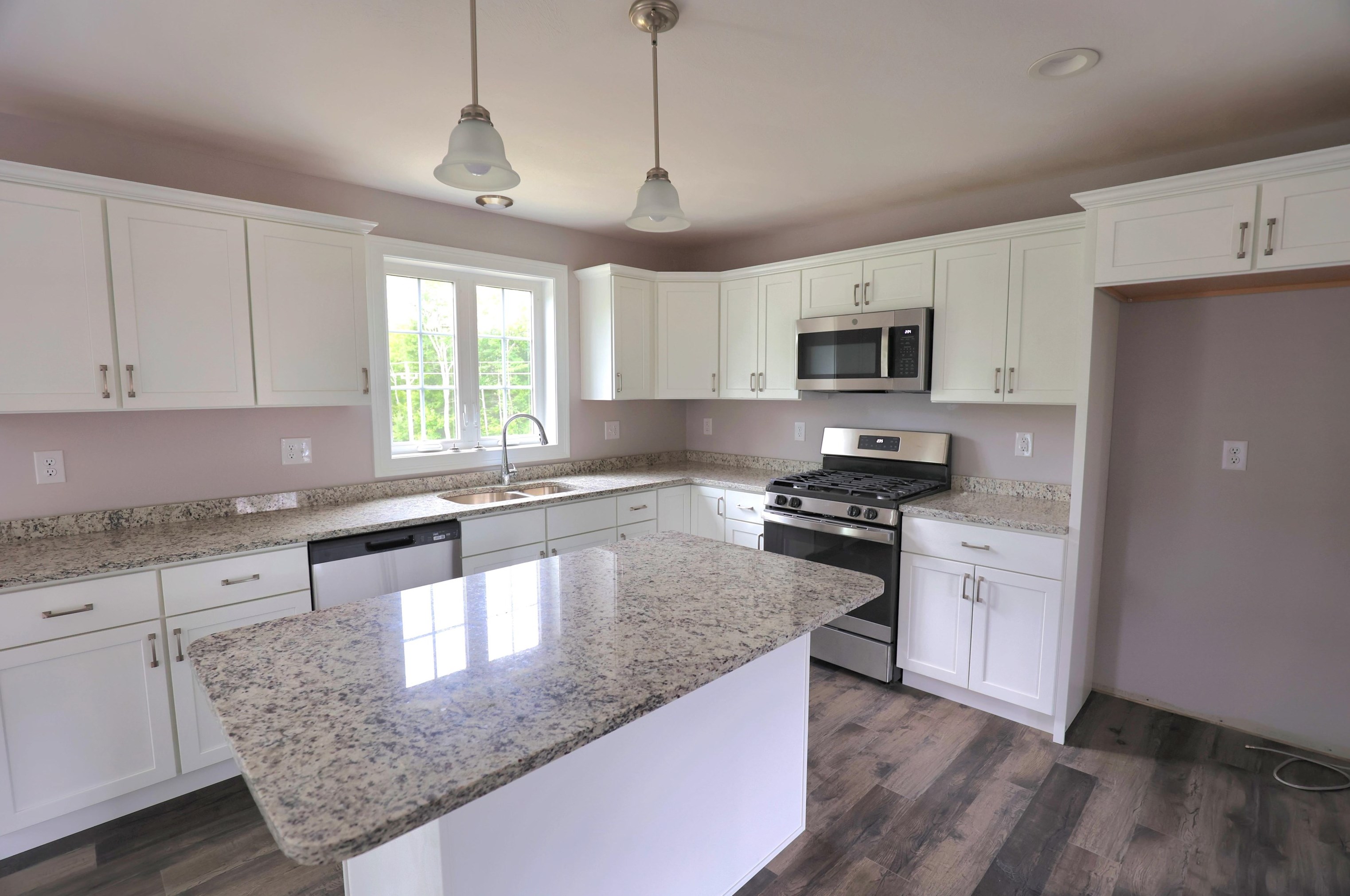 138 Bailey Dr #7-08, Pittsfield, NH 03263