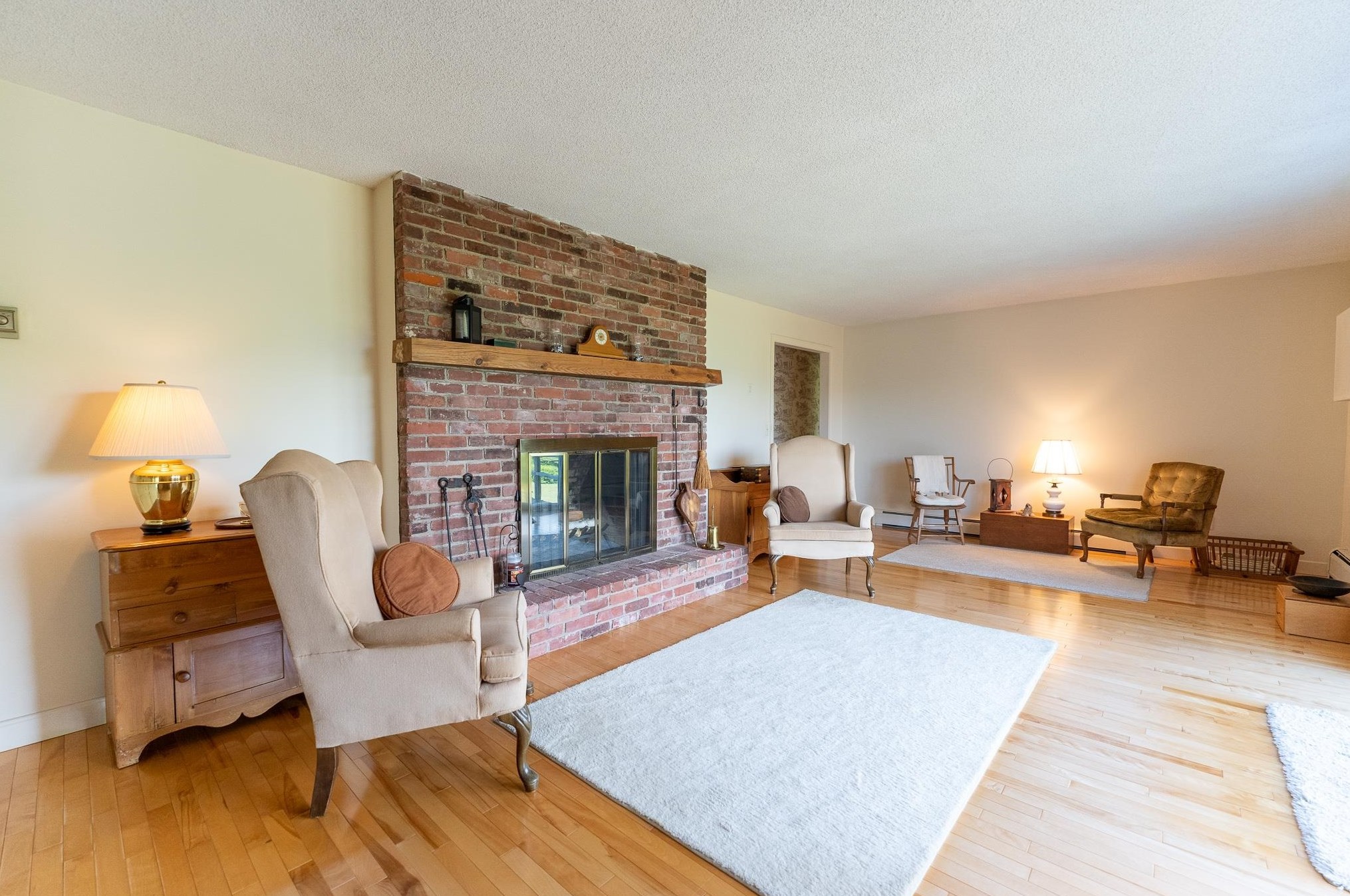 154 Ledge Hill Rd, Tuftonboro NH  03816-5352 exterior