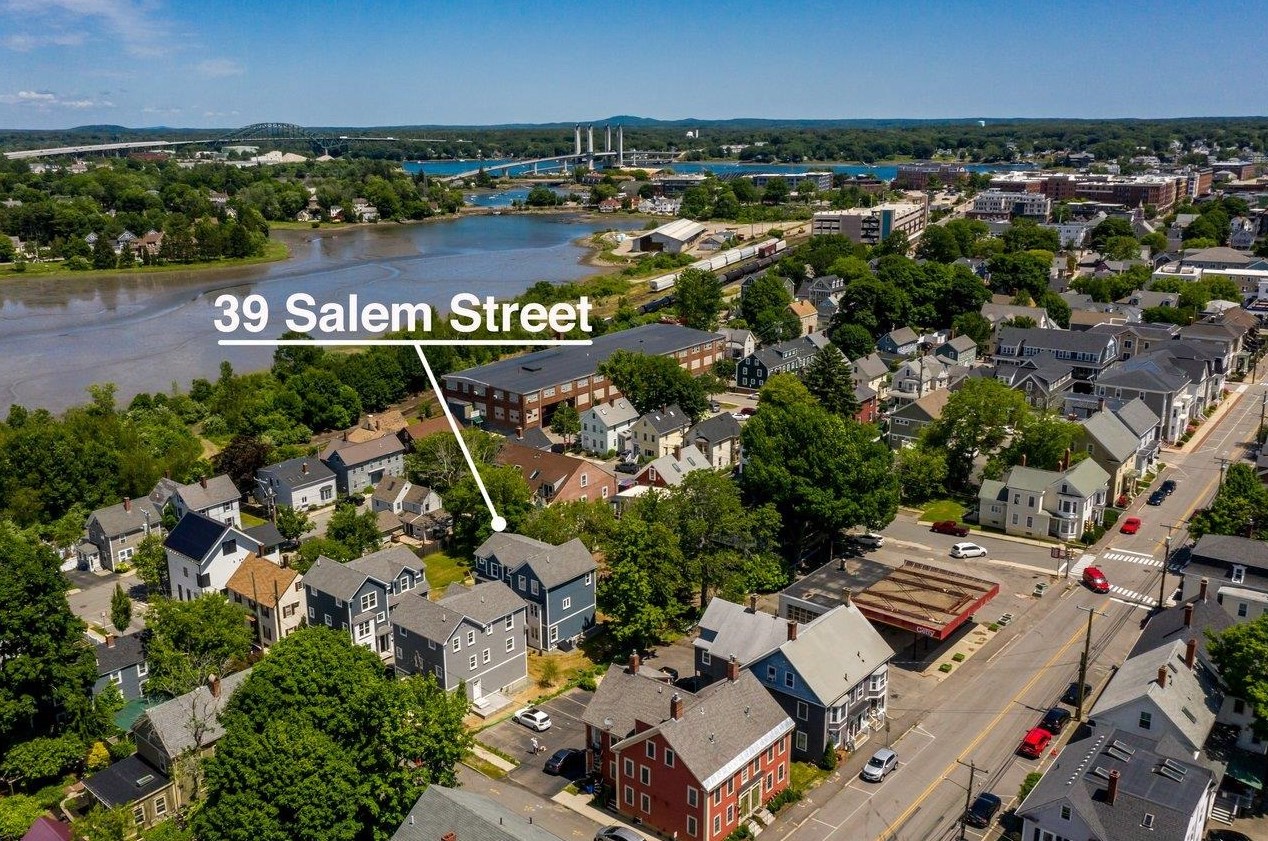 39 Salem St, Portsmouth, NH 03801