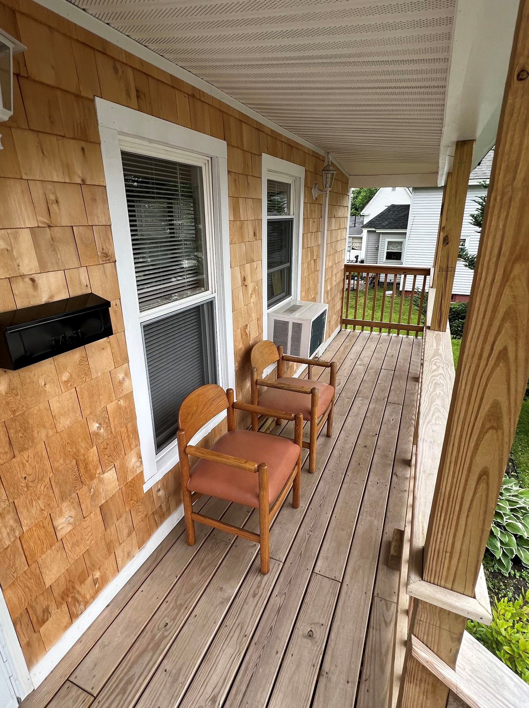 81 Winter St, Laconia, NH 03246