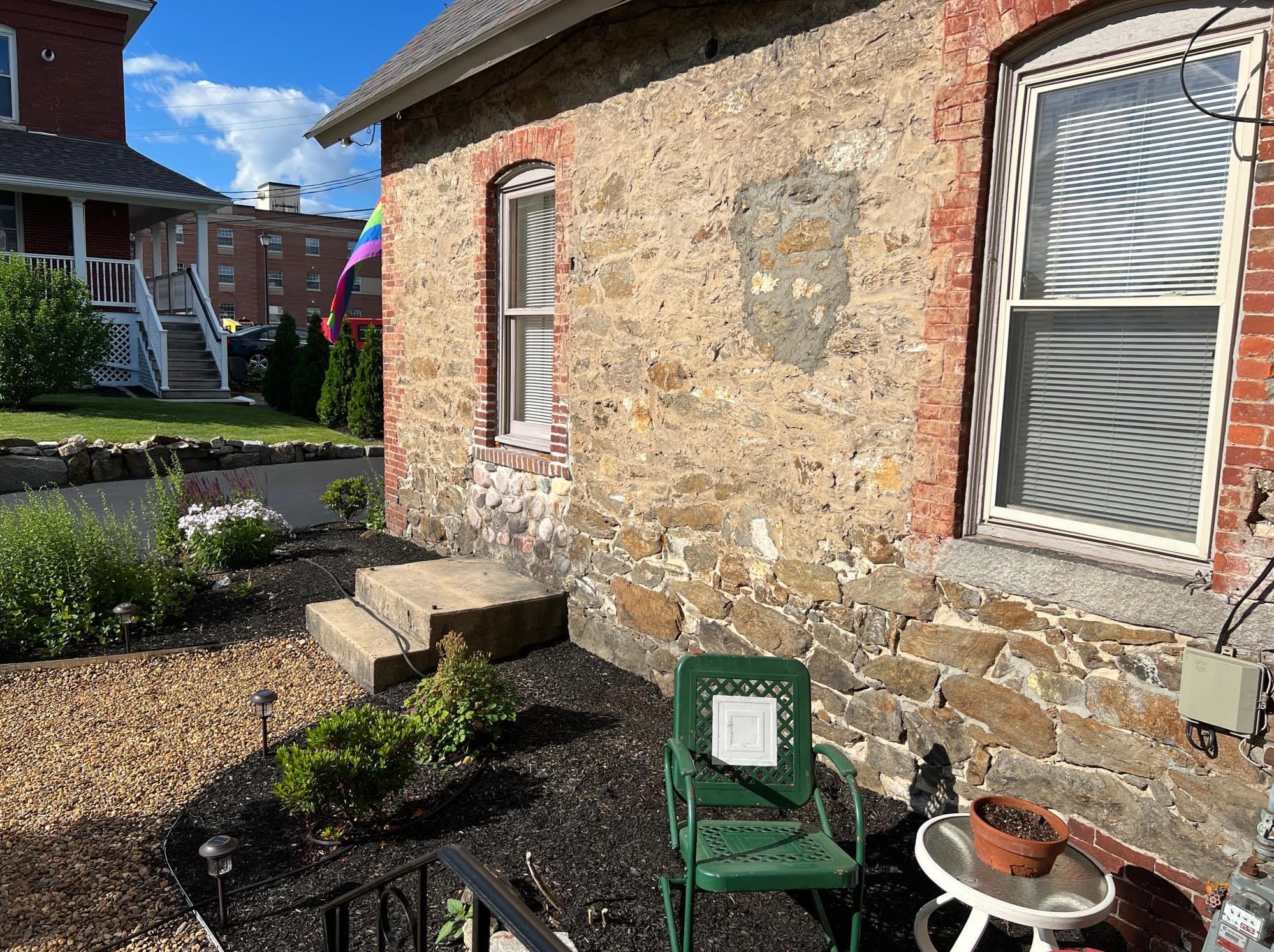 117-2 Walnut St, Manchester NH exterior