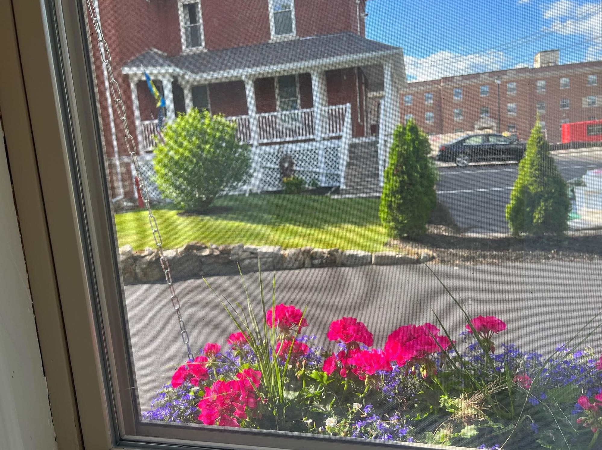 117-2 Walnut St, Manchester NH exterior