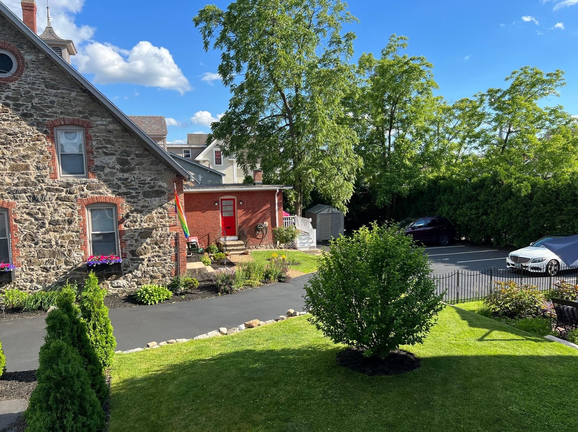 117-2 Walnut St, Manchester NH exterior