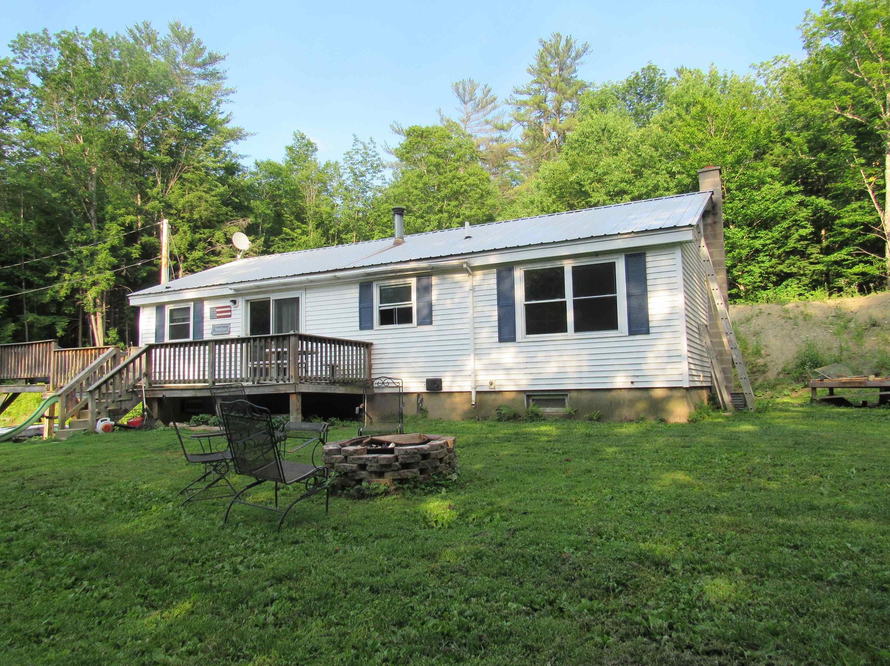 565 Hanover St, Unity, NH 03743