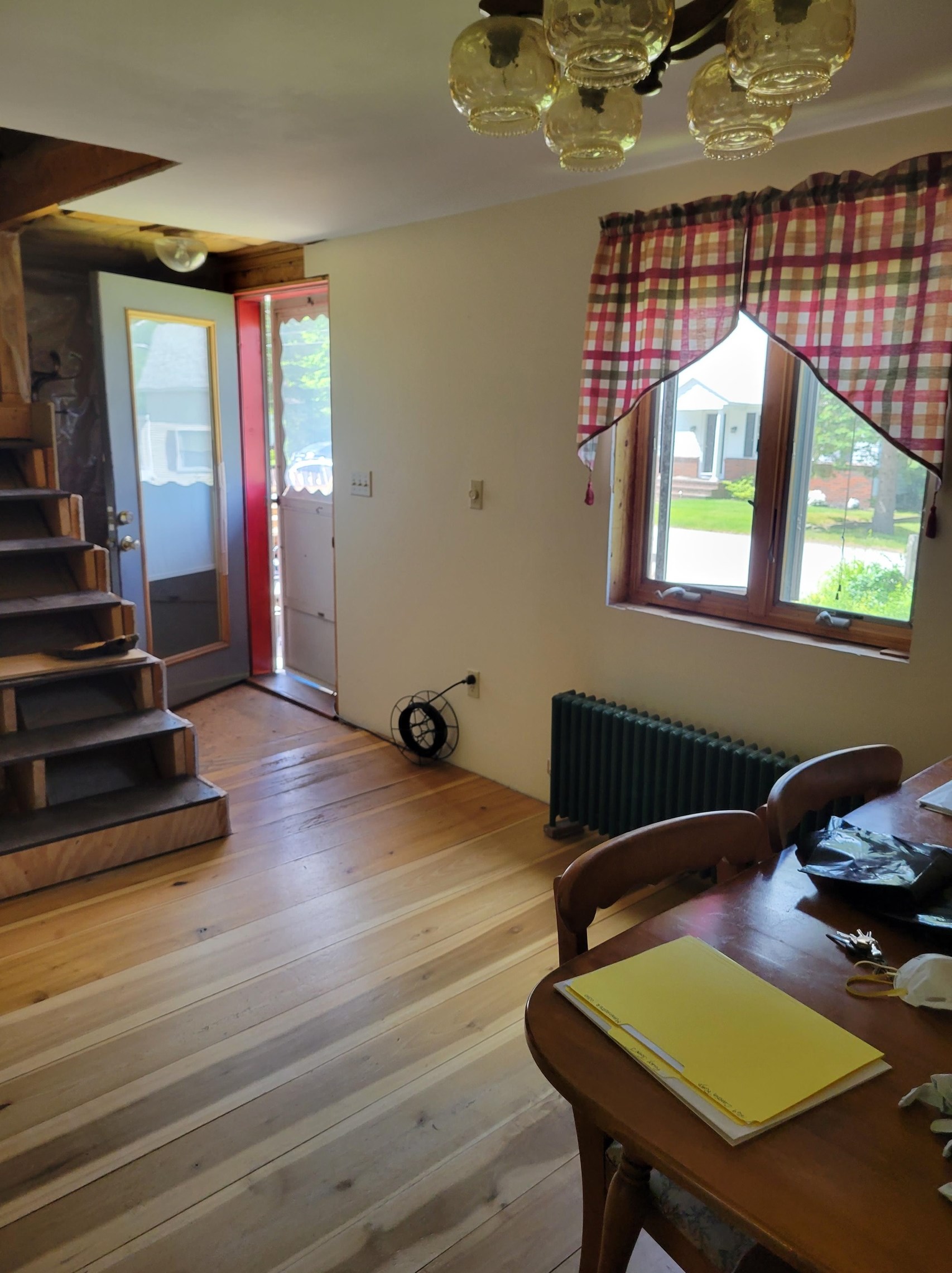 1569 Candia Rd, Manchester, NH 03109