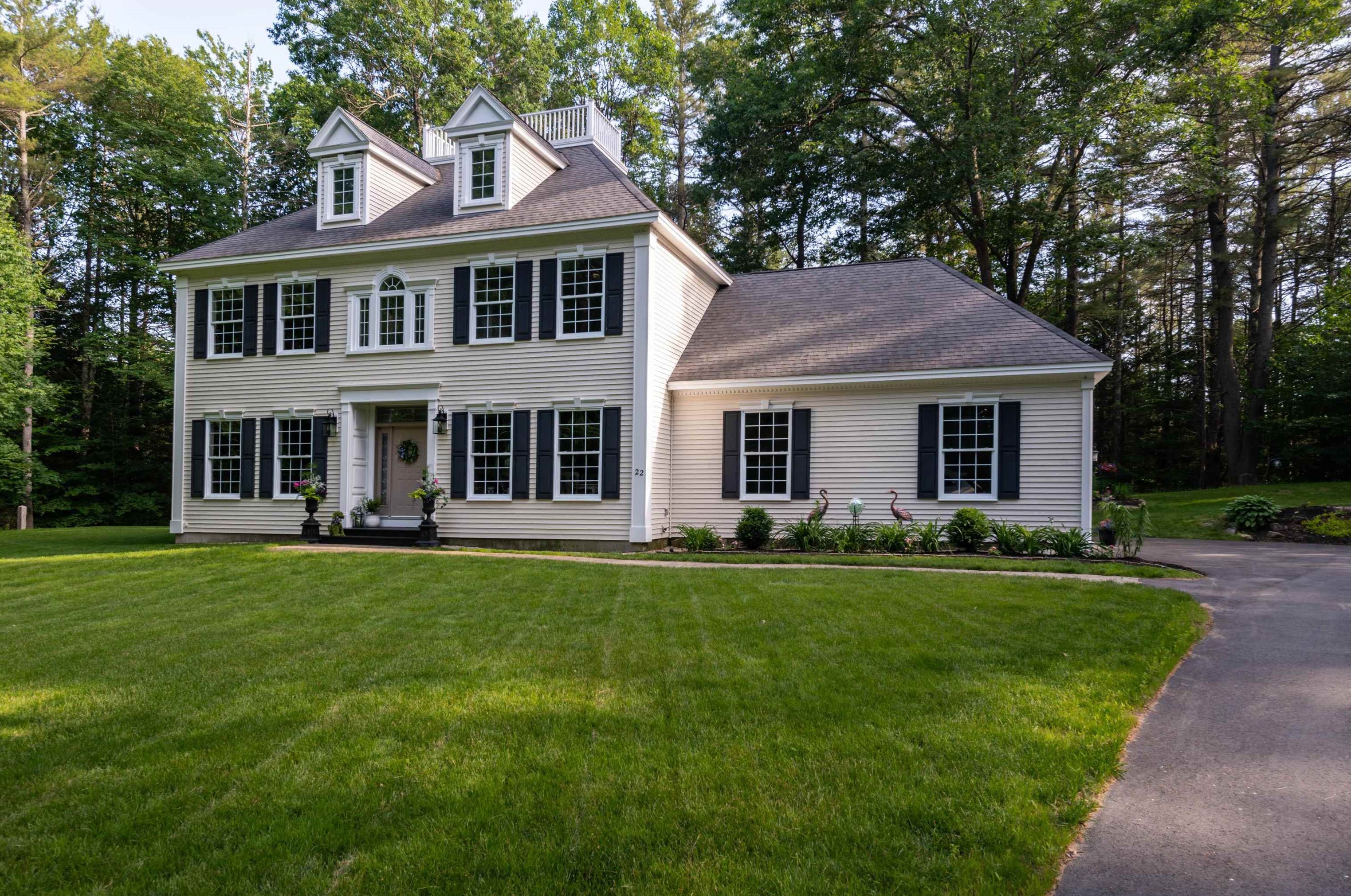 22 Nancy Ln, Dover, NH 03820