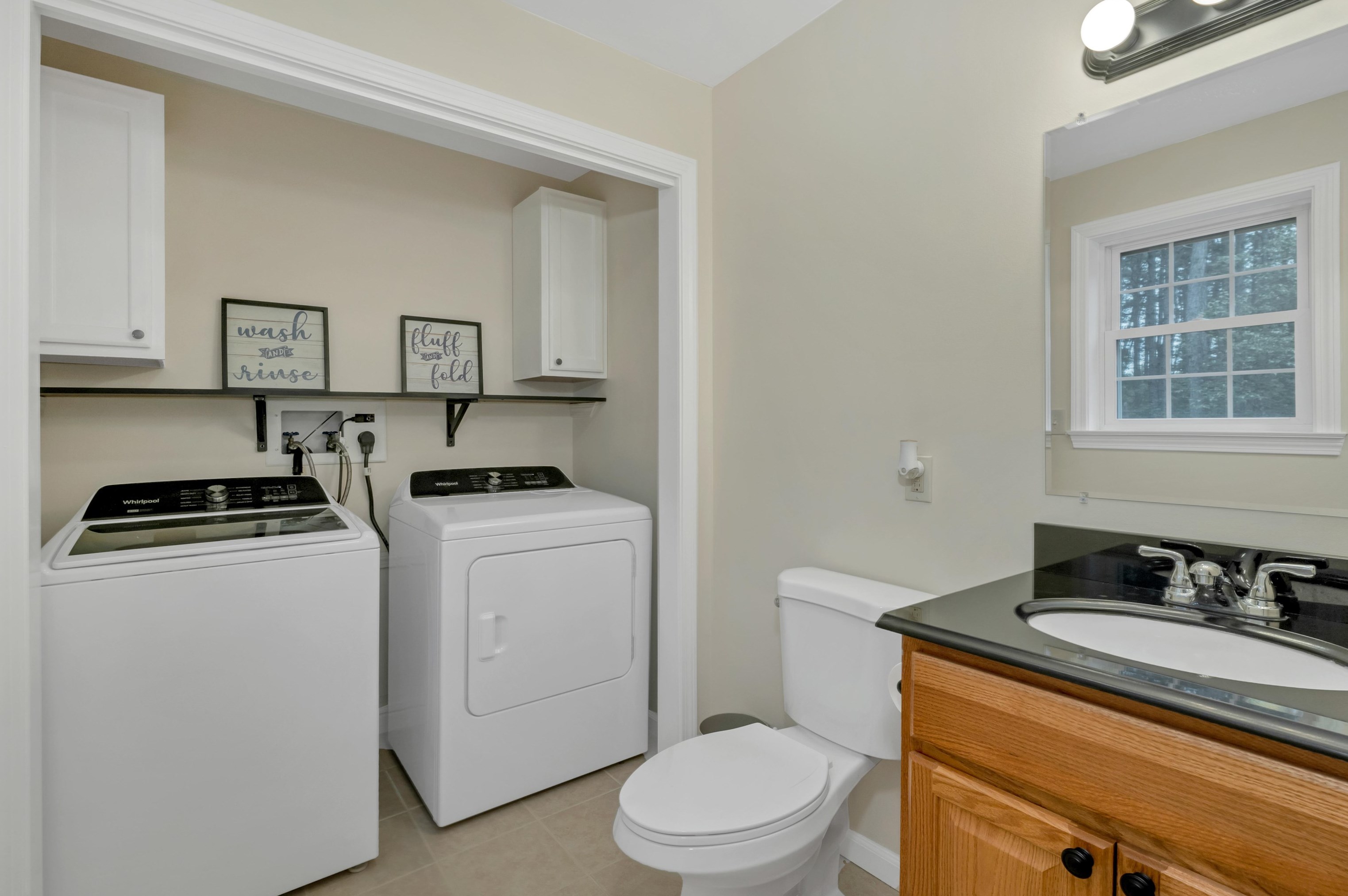 514 Silver Pine Ln, Tamworth NH  03886-4521 exterior