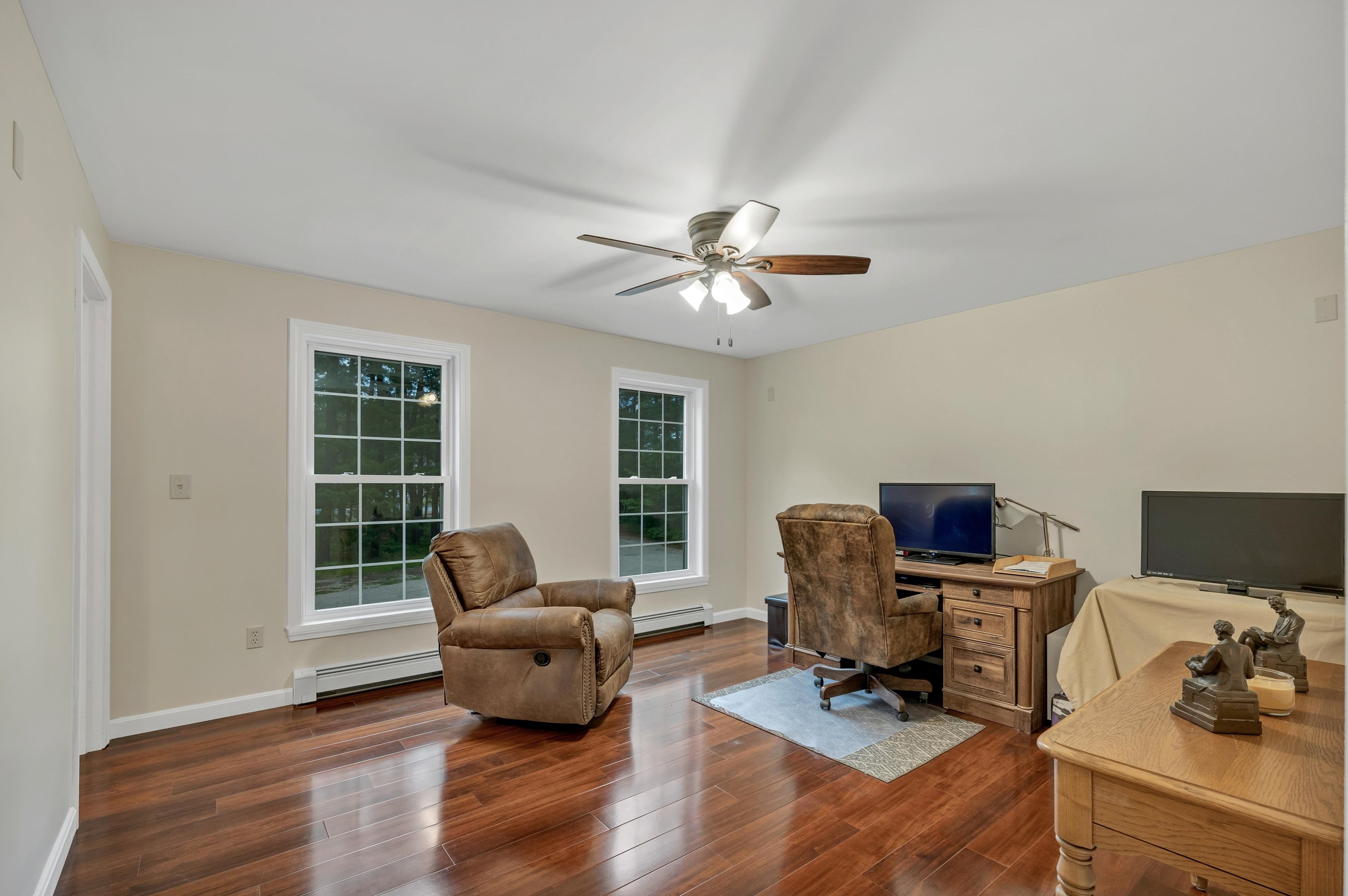 514 Silver Pine Ln, Tamworth NH  03886-4521 exterior