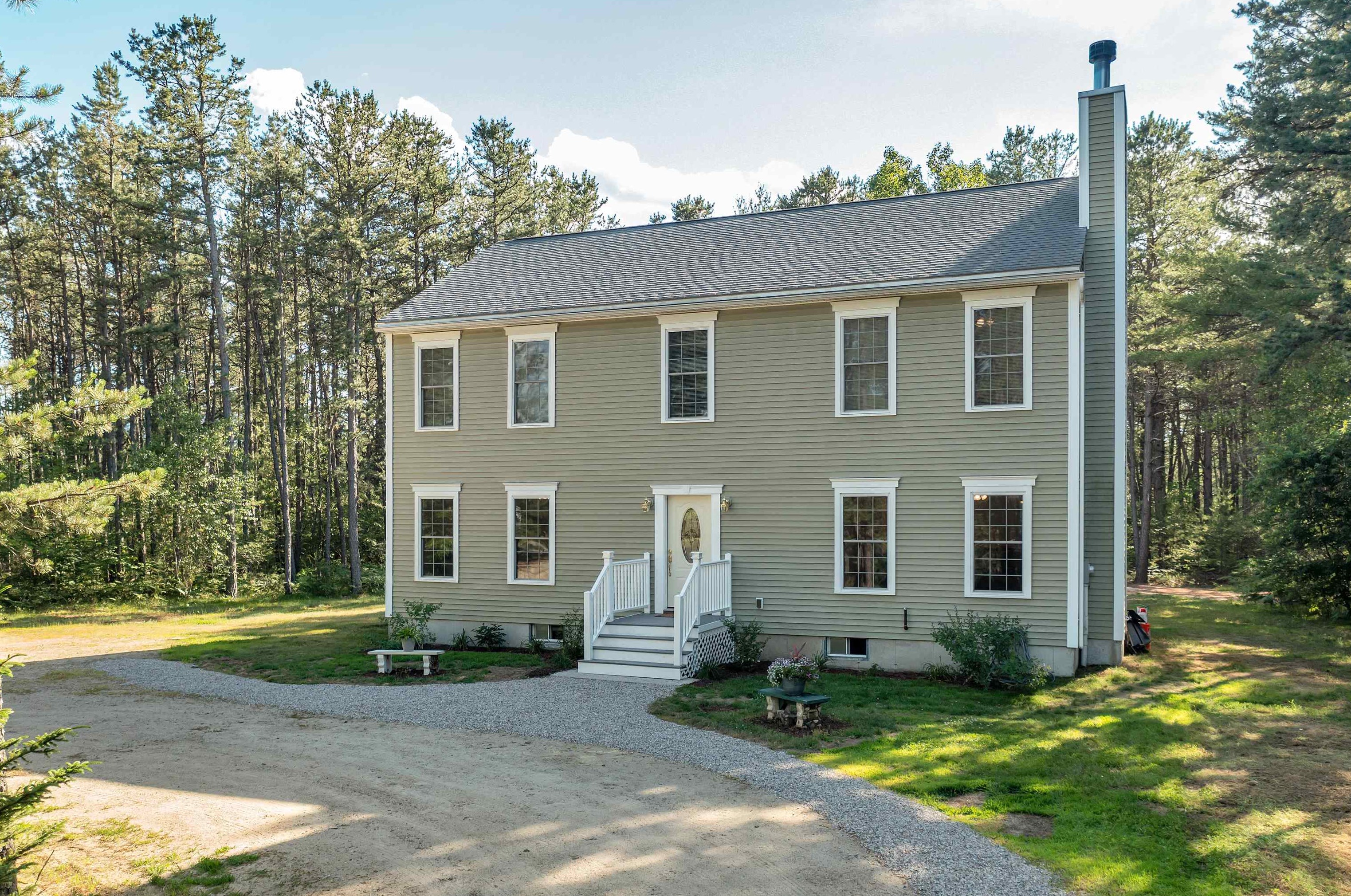 514 Silver Pine Ln, Tamworth NH  03886-4521 exterior