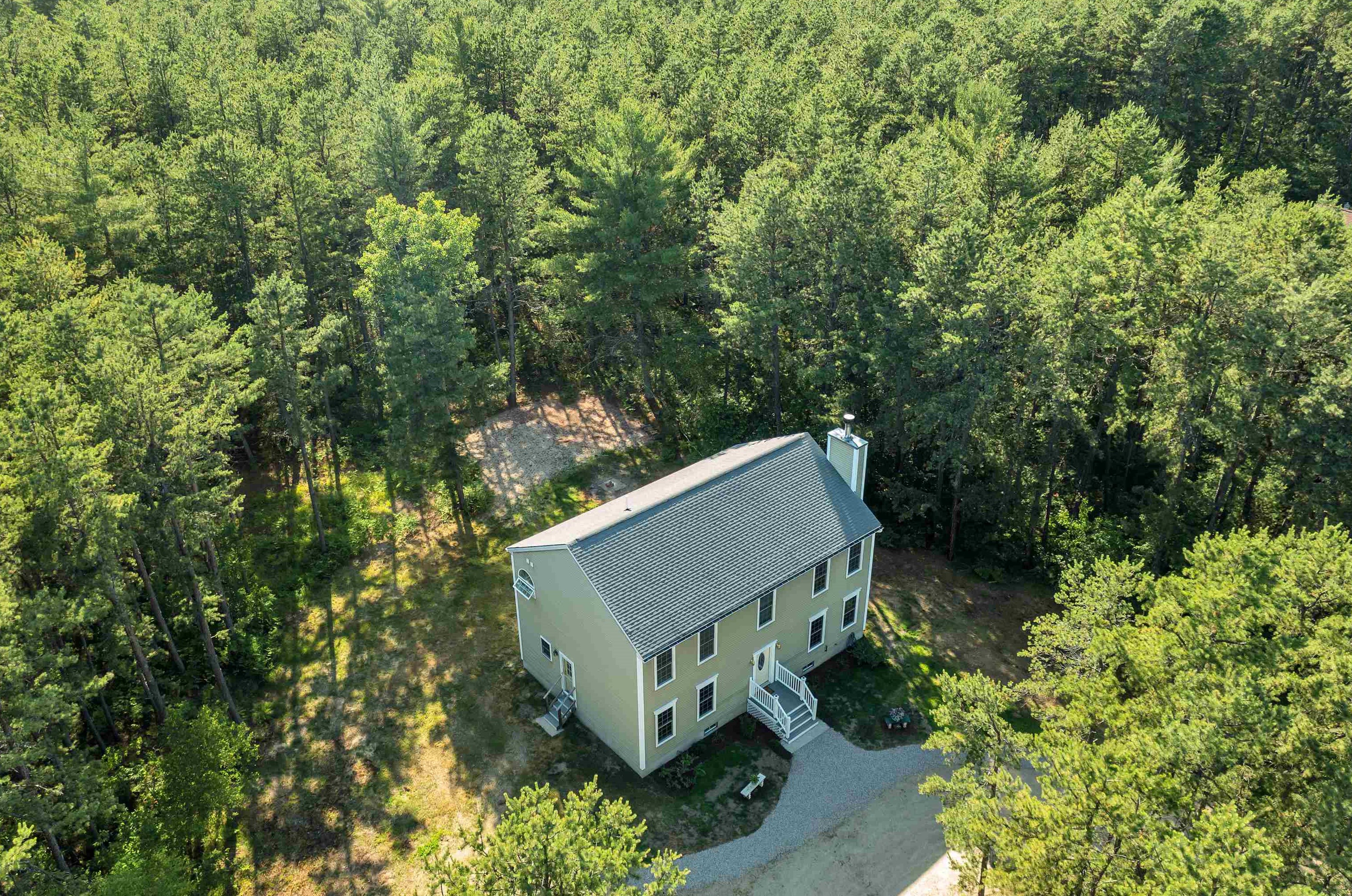 514 Silver Pine Ln, Tamworth NH  03886-4521 exterior