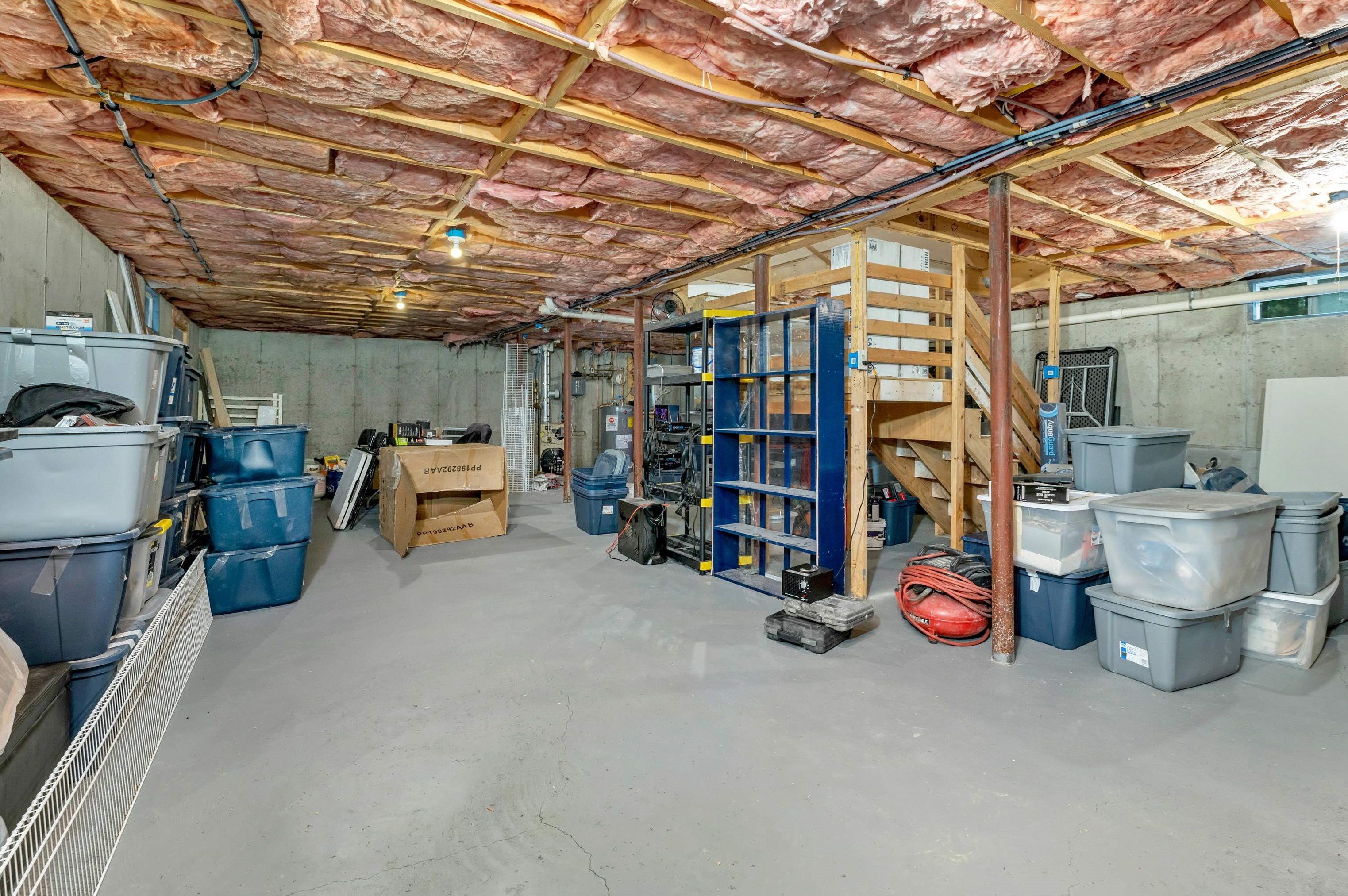 514 Silver Pine Ln, Tamworth NH  03886-4521 exterior