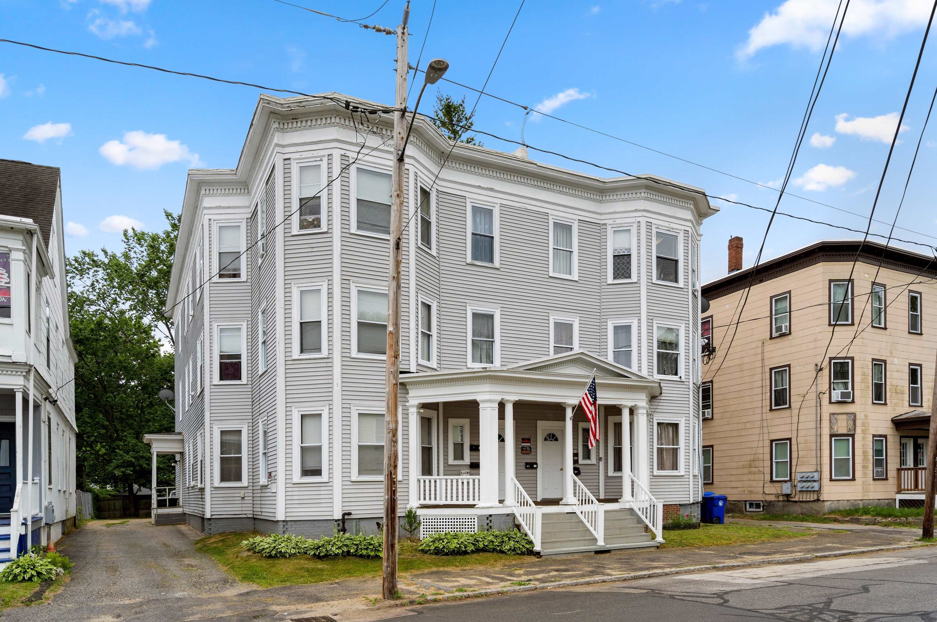 282 Conant St, Manchester, NH 03102-4348