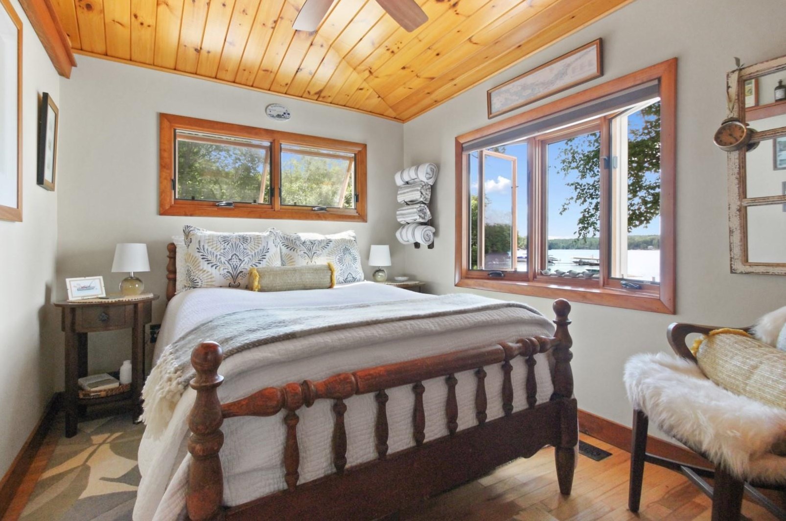 4 Jebb Rd, Merrimack NH 03054-2236 exterior