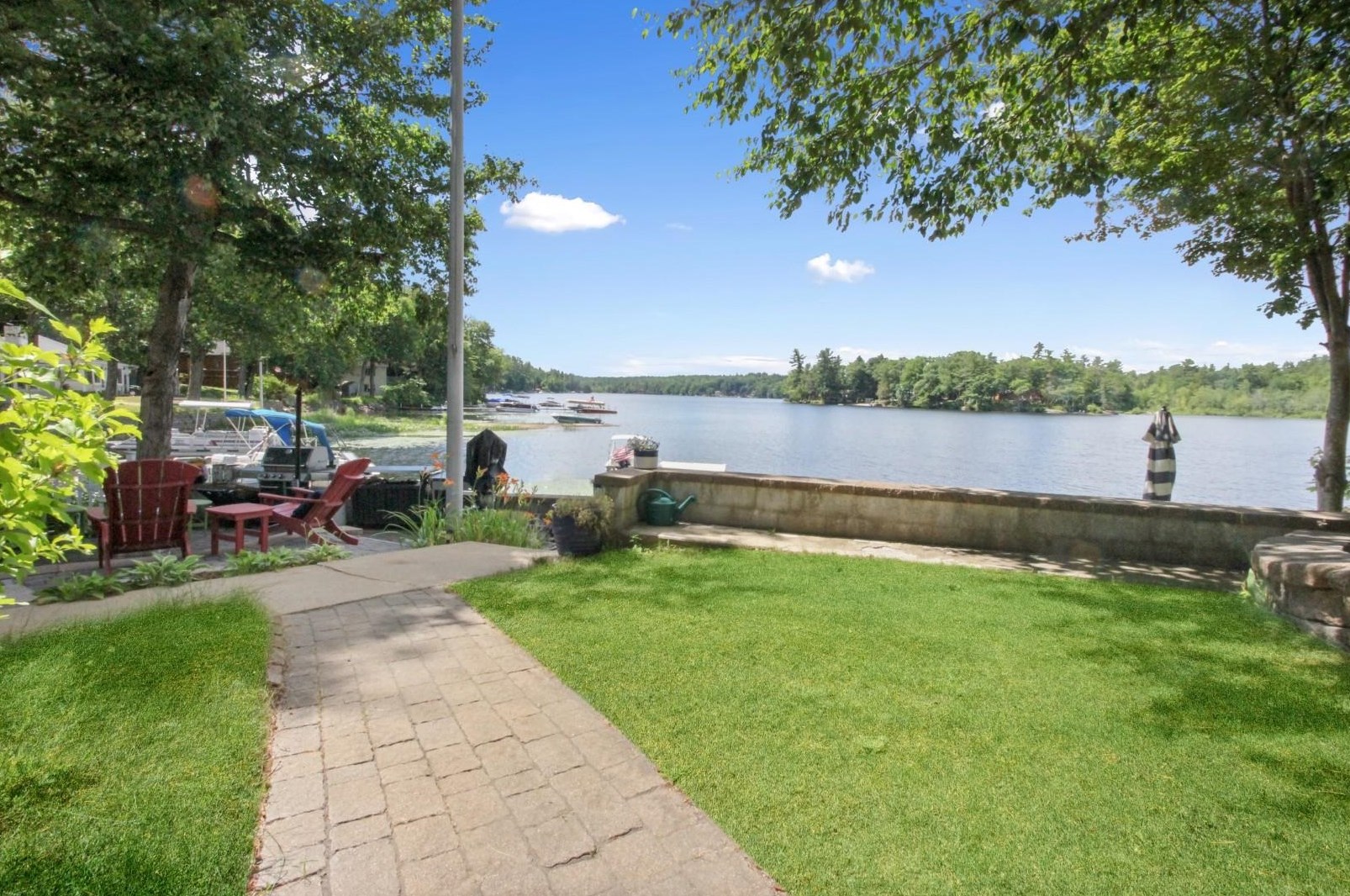 4 Jebb Rd, Merrimack NH 03054-2236 exterior