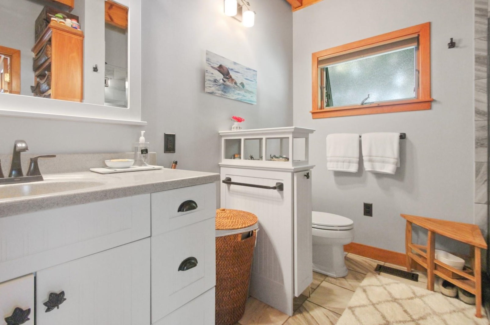 4 Jebb Rd, Merrimack NH 03054-2236 exterior