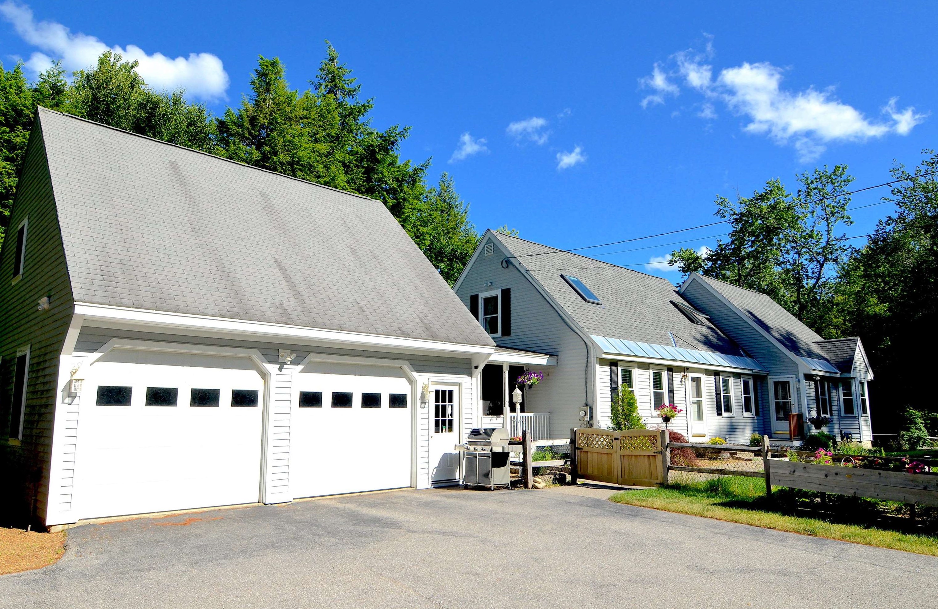 492 Concord Stage Rd, Weare, NH 03281