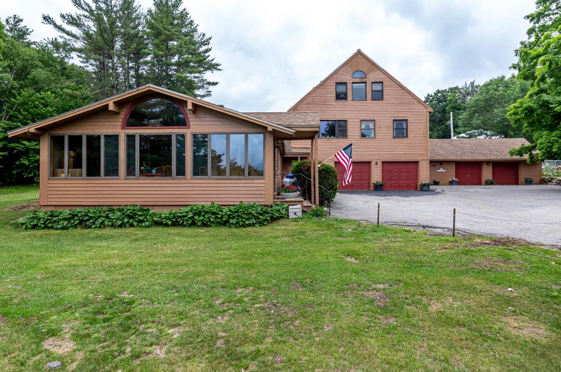 334 College Hill Rd, Hopkinton, NH 03229