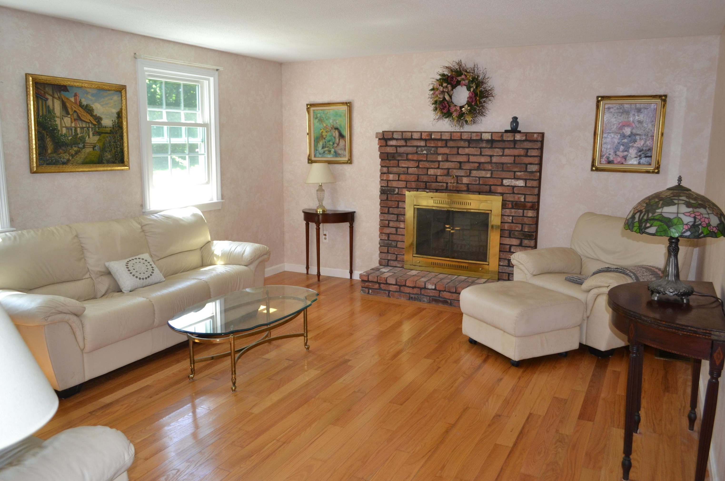 13 Chestnut Hill Dr, Londonderry, NH 03053
