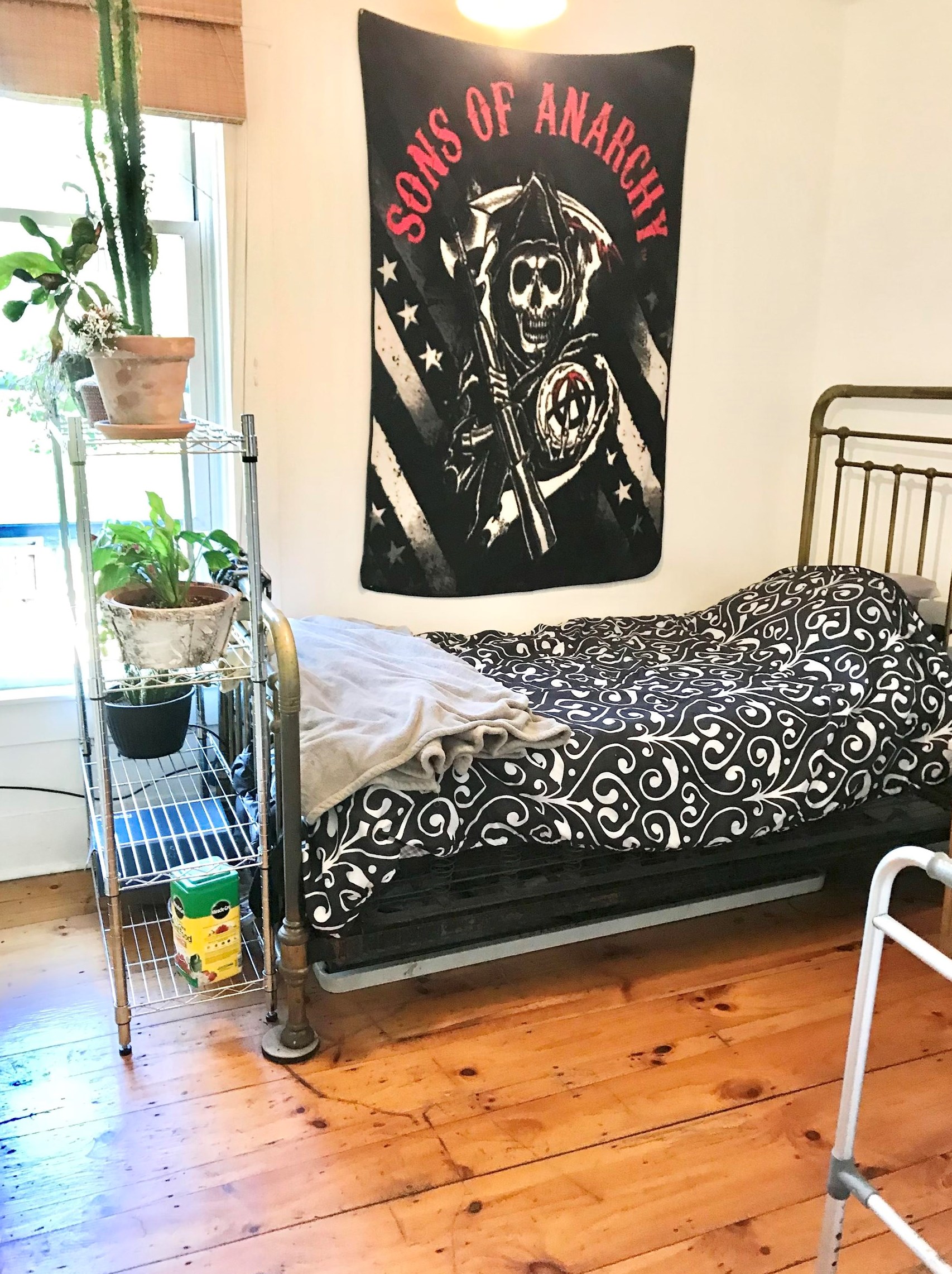 408 Candia Rd, Manchester NH 03109-5703 exterior