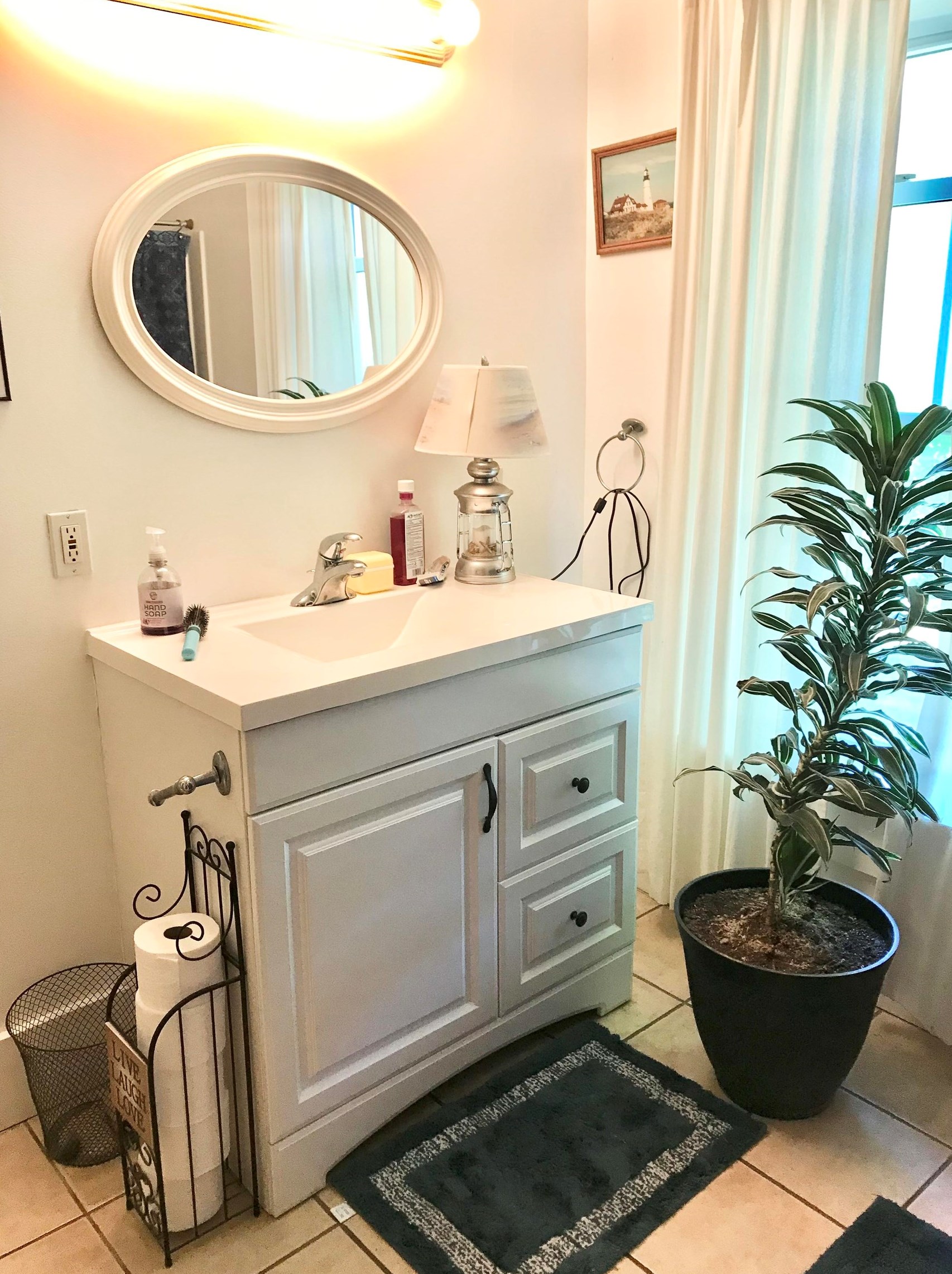 408 Candia Rd, Manchester NH 03109-5703 exterior