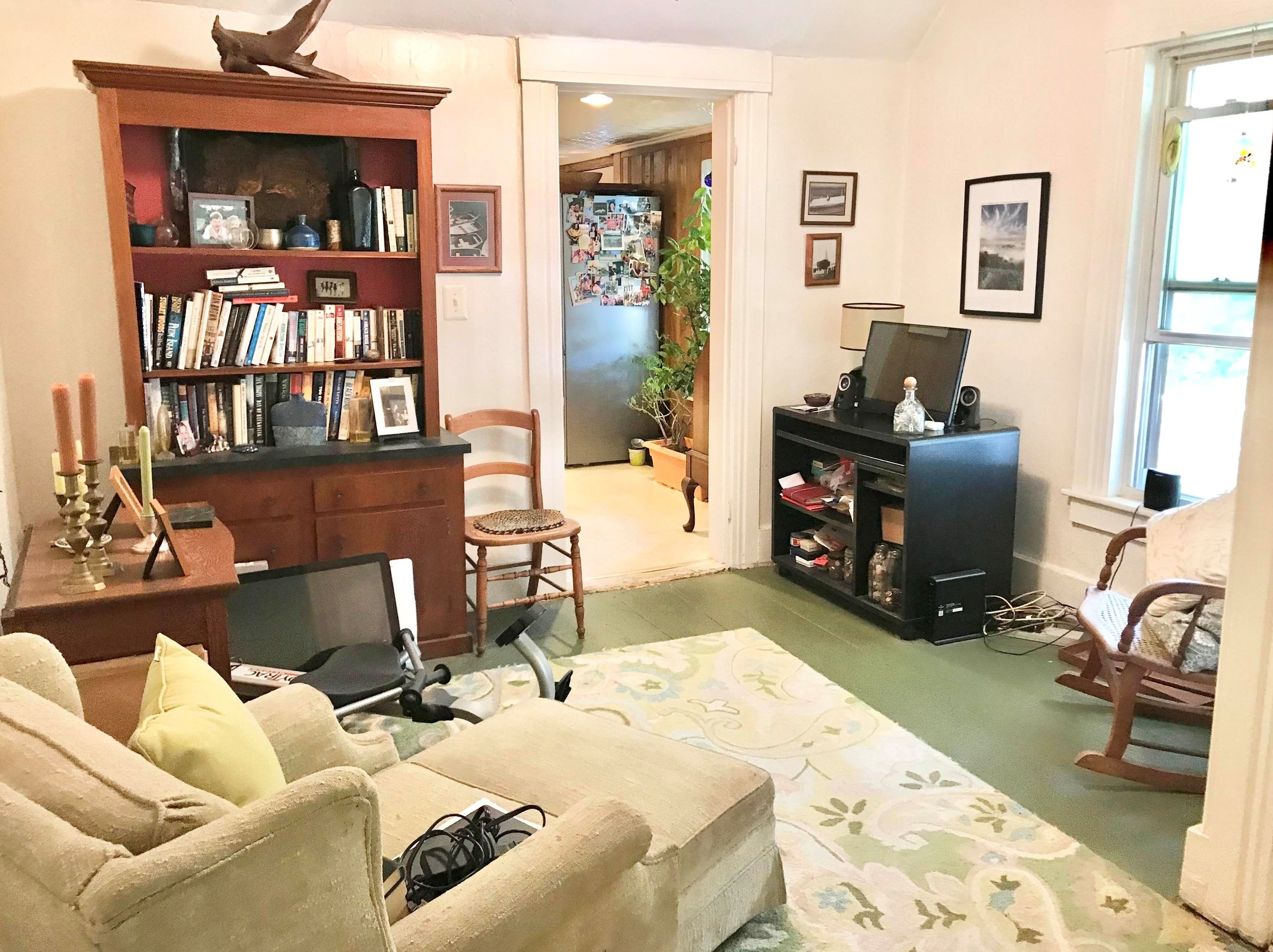 408 Candia Rd, Manchester NH 03109-5703 exterior