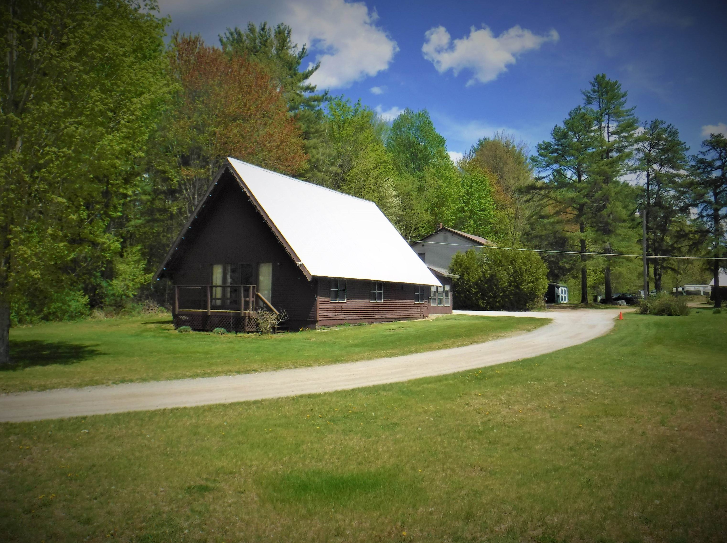 67 Hayden Dr, Landaff, NH 03785