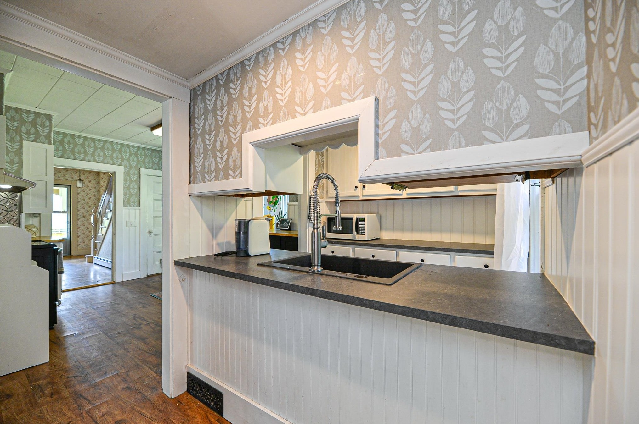 391 Portsmouth Ave, Greenland NH 03840-2223 exterior