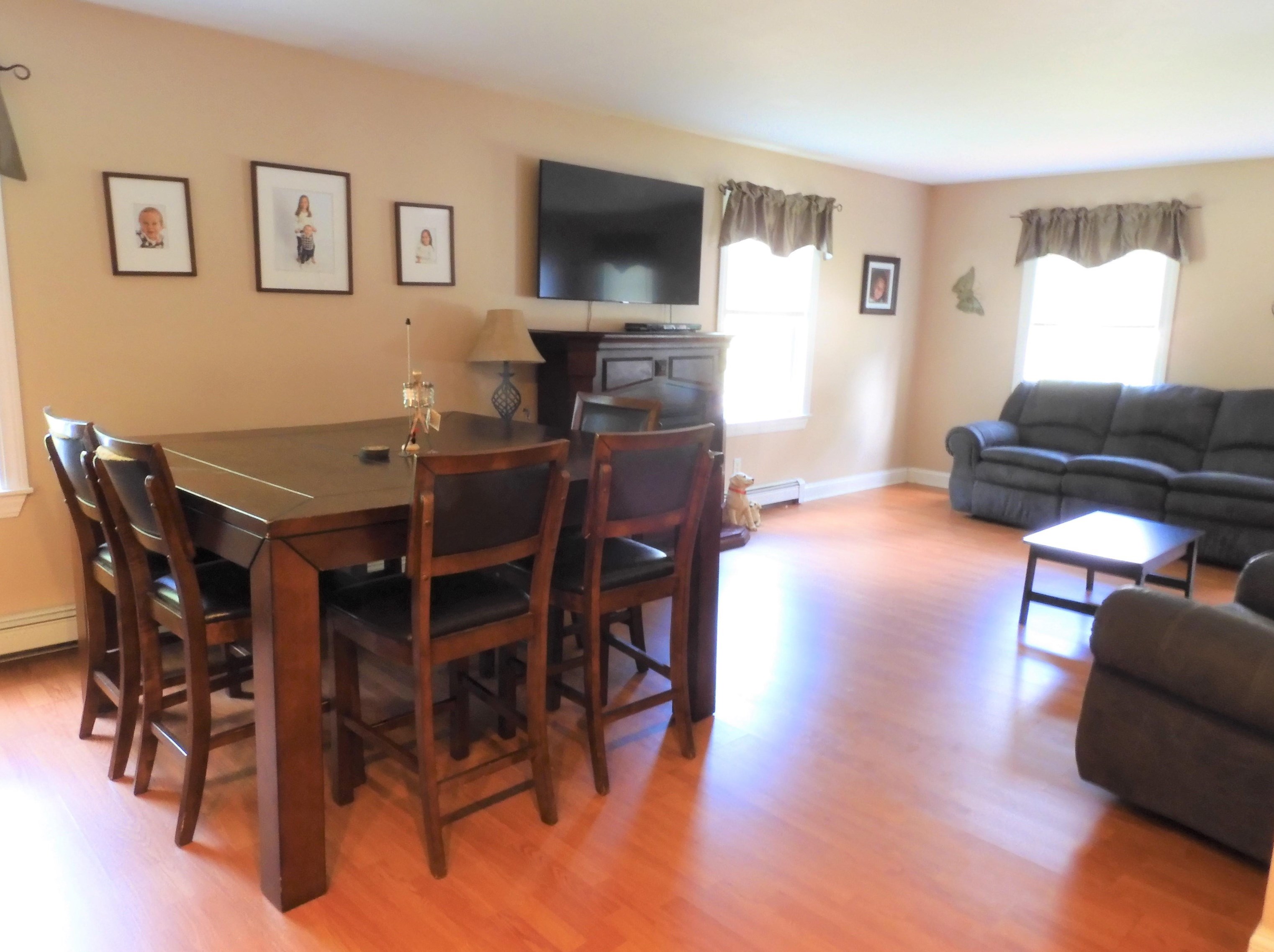 259 Main St, Fremont, NH 03044