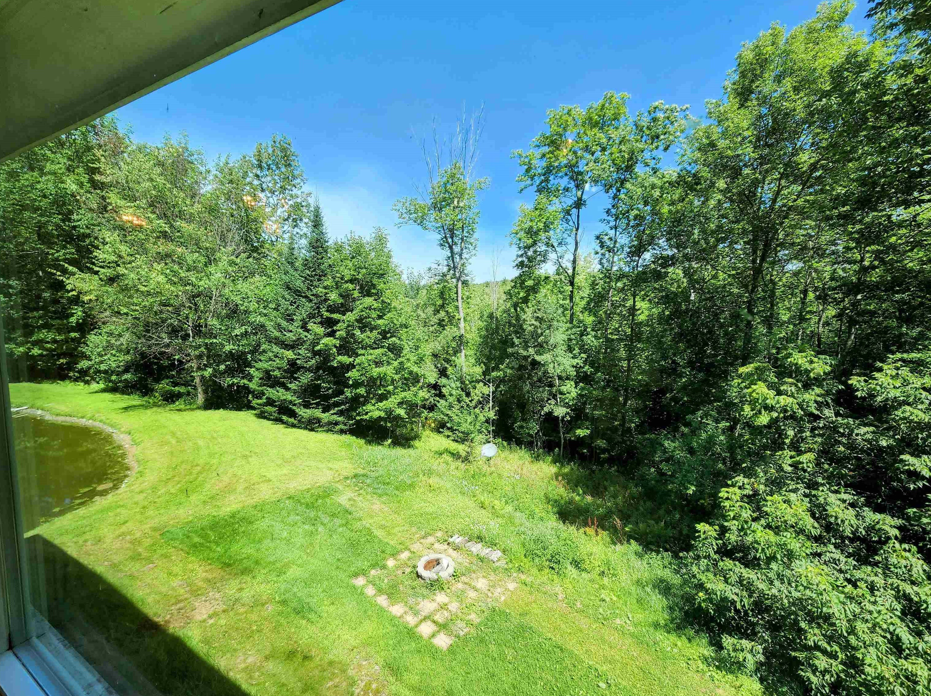 48 Barton Rd, Piermont, NH 03779