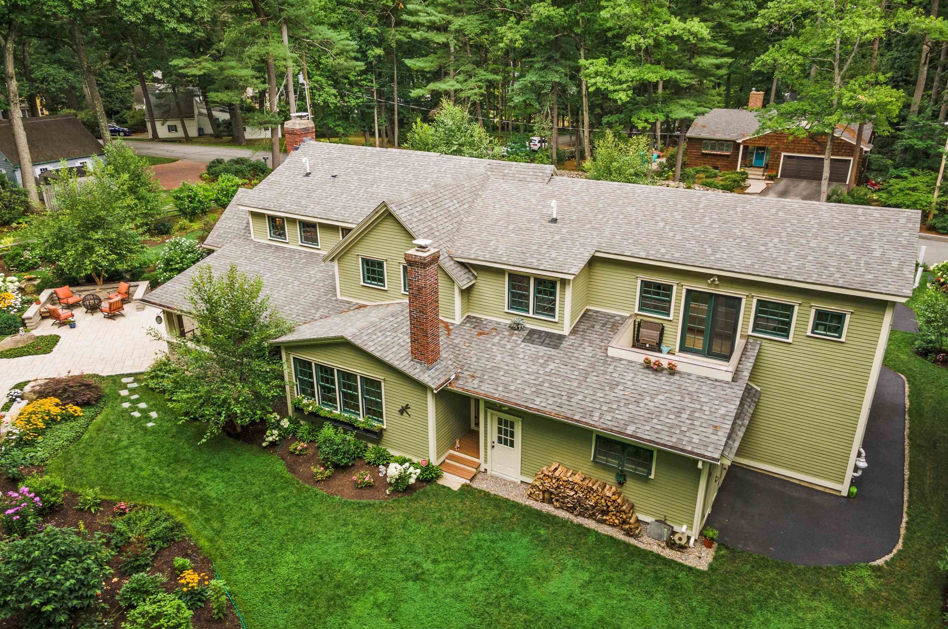 195 Heather St, Manchester NH 03104-2042 exterior